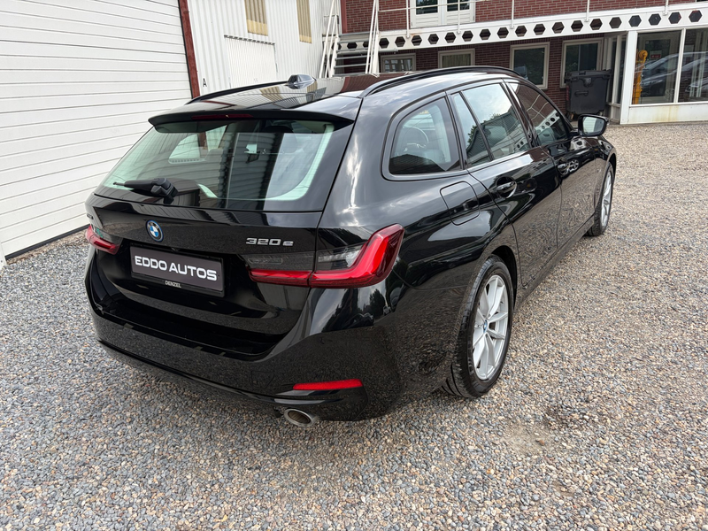 BMW 320 3-serie Touring 320e xDrive facelift ! Soh 95 % BT — photo 28
