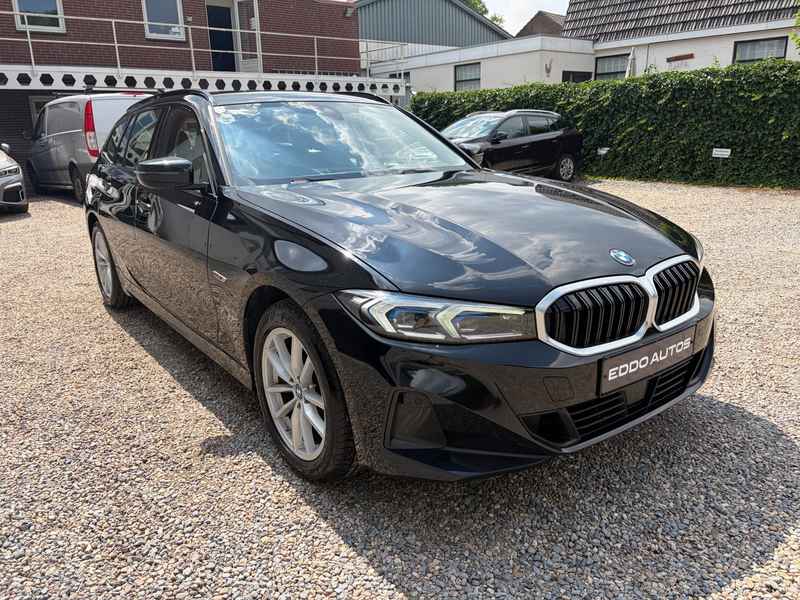 BMW 320 3-serie Touring 320e xDrive facelift ! Soh 95 % BT — photo 15