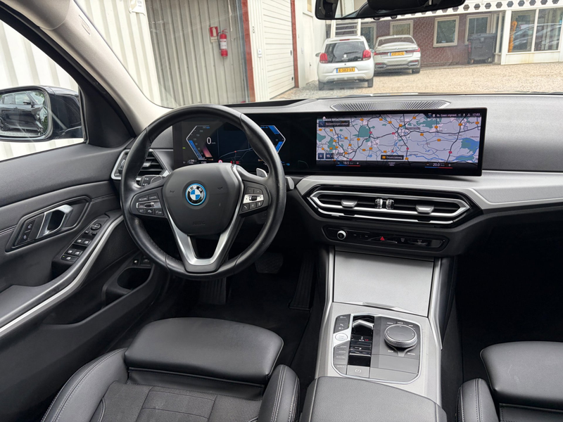 BMW 320 3-serie Touring 320e xDrive facelift ! Soh 95 % BT — photo 24