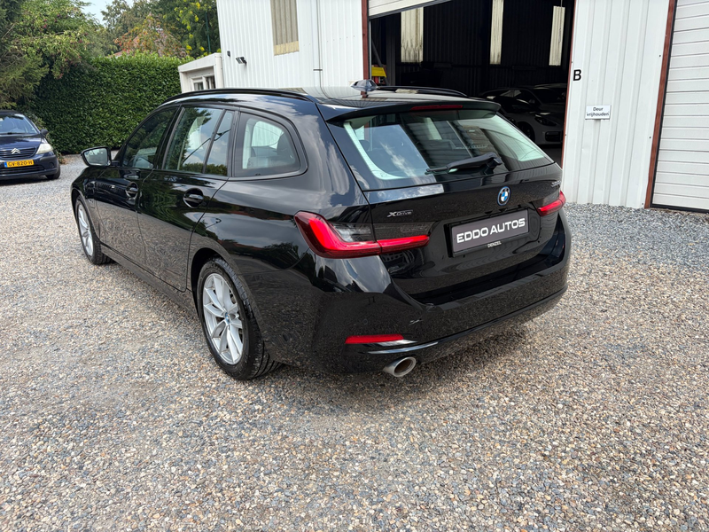 BMW 320 3-serie Touring 320e xDrive facelift ! Soh 95 % BT — photo 19