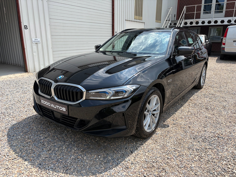 BMW 320 3-serie Touring 320e xDrive facelift ! Soh 95 % BT — photo 17