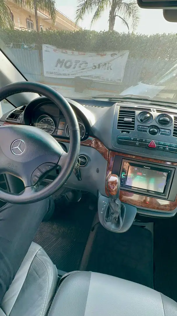 Mercedes-Benz Viano 2.2 cdi Ambiente 4matic L auto Noir - 1