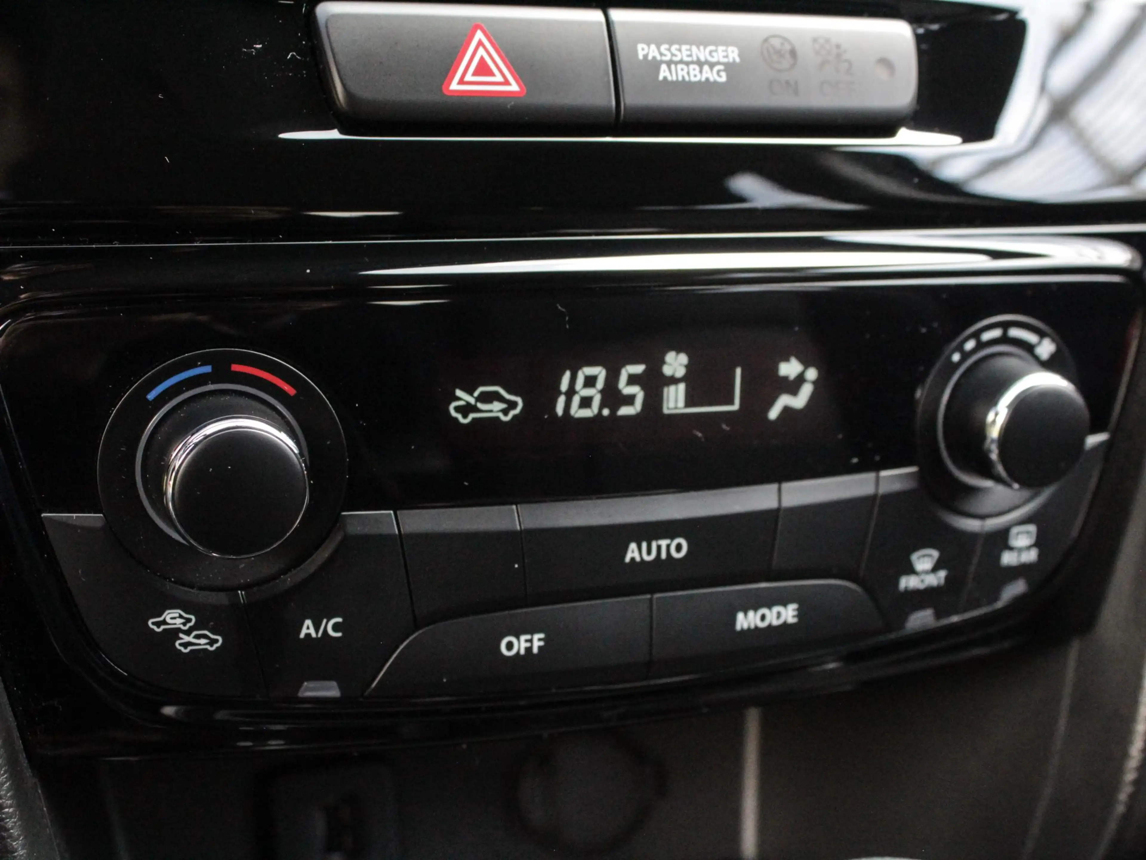 Suzuki Vitara 1.4 Boosterjet Select Hybrid Automaat | Navi | Cam — photo 12