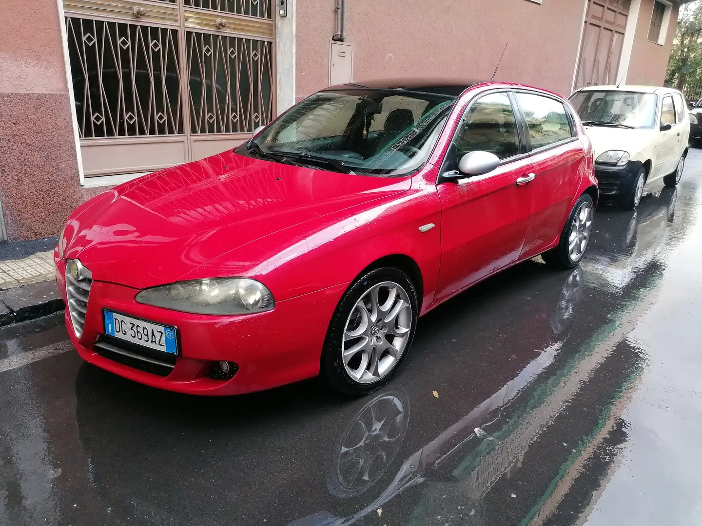 Alfa Romeo 147 Black Line Rosso - 2