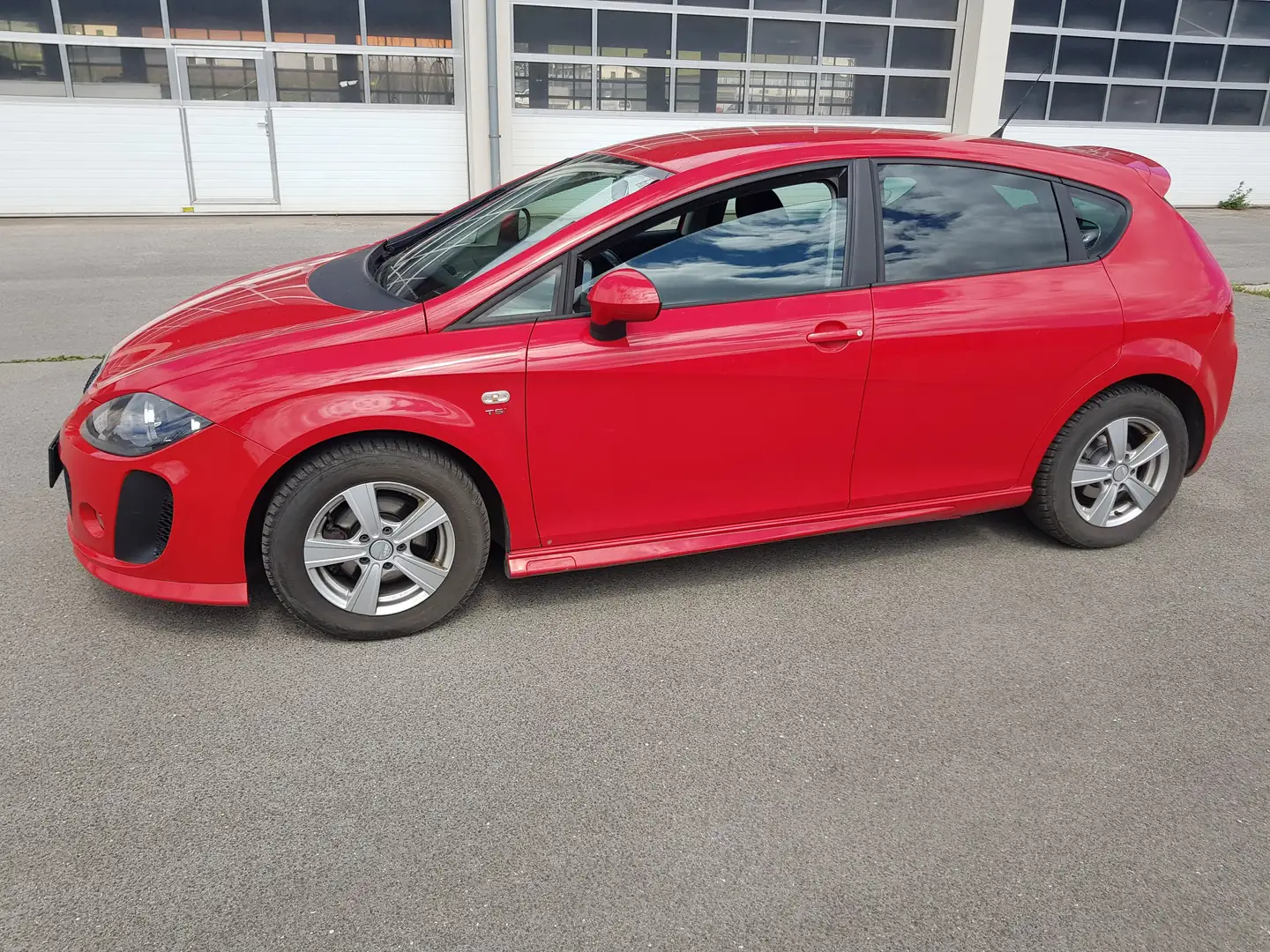 SEAT Leon Reference 1,4 TSI Rot - 1