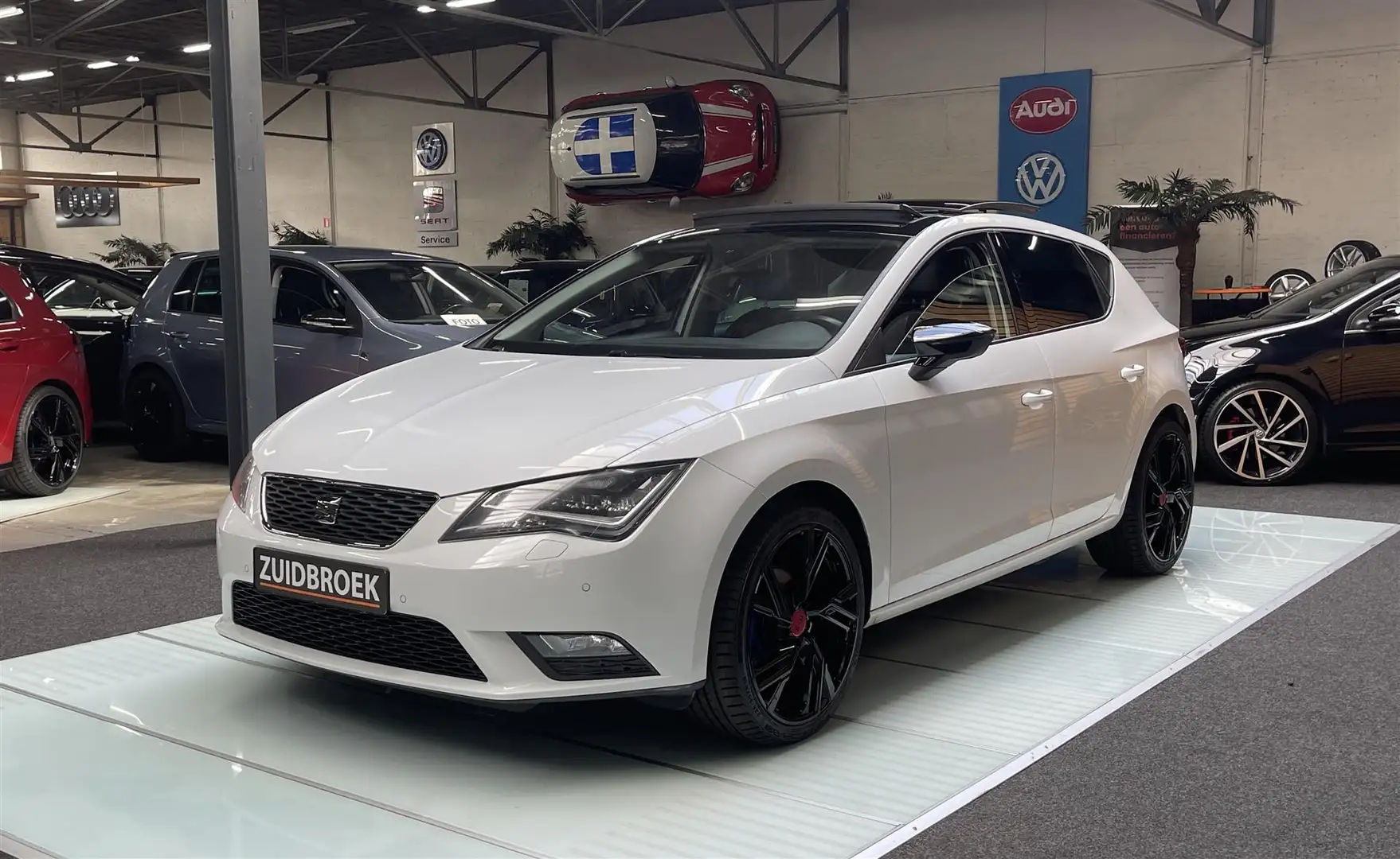 SEAT Leon 1.4 TSI Style Weiß - 1