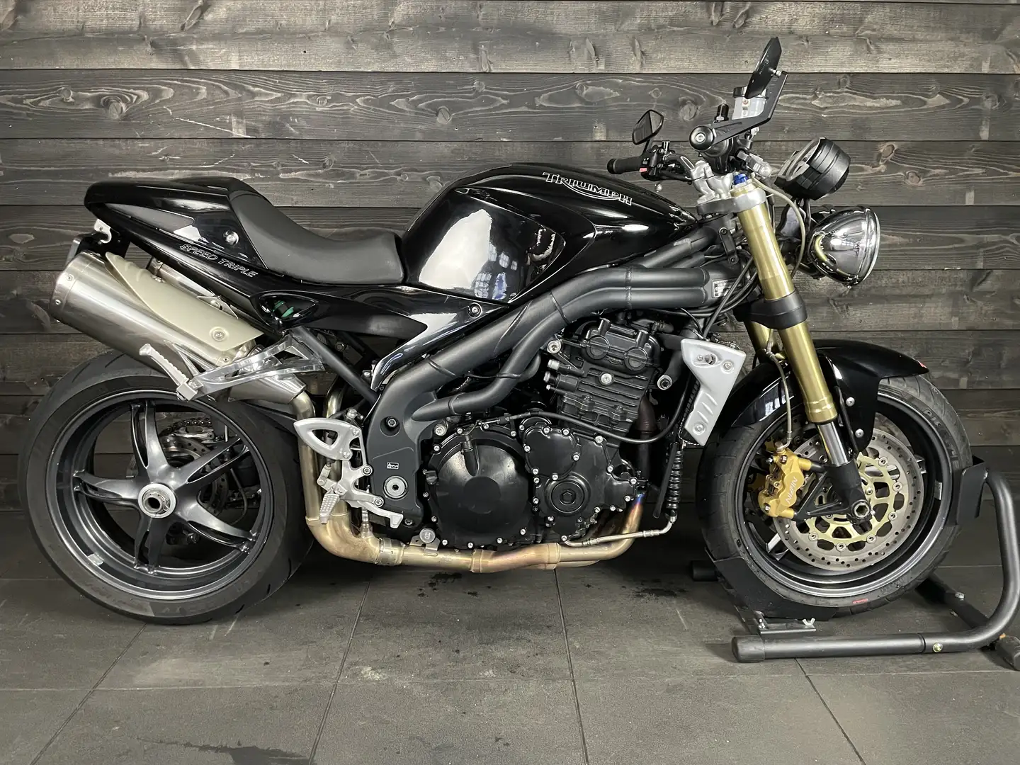 Triumph SPEED TRIPLE Zwart - 1