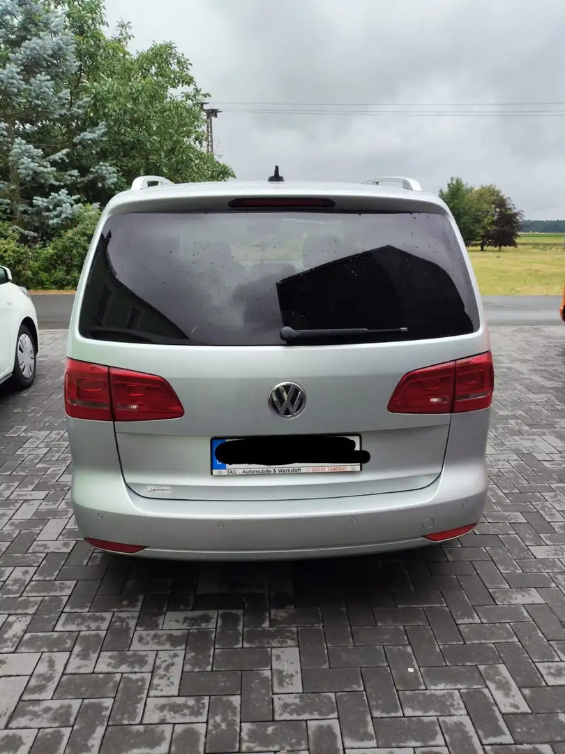 Volkswagen Touran Life Grau - 2
