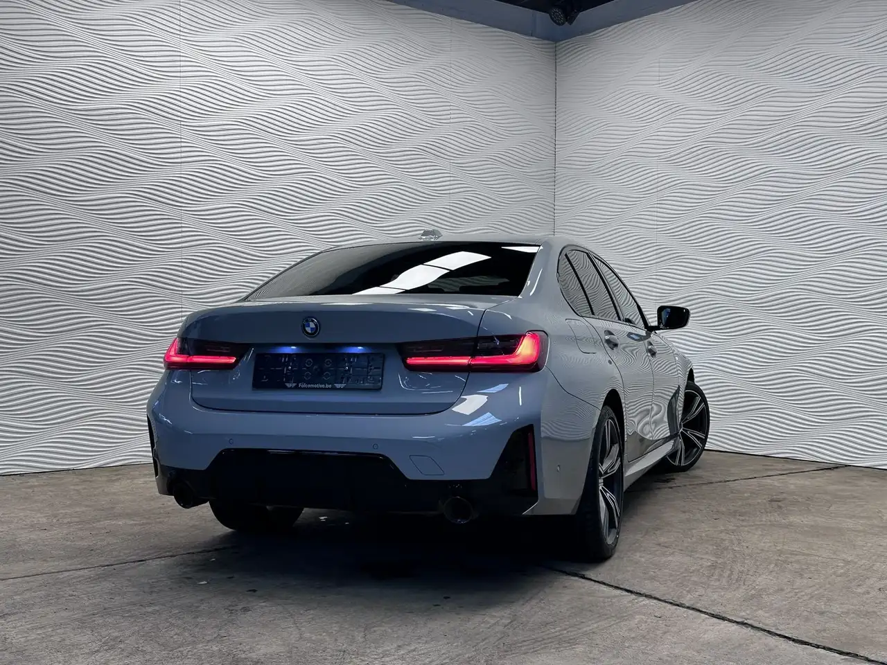 BMW 320 320e*PHEV*M-SPORT*HARMAN/K*HUD*LAGE BIV!*, миниатюра 12