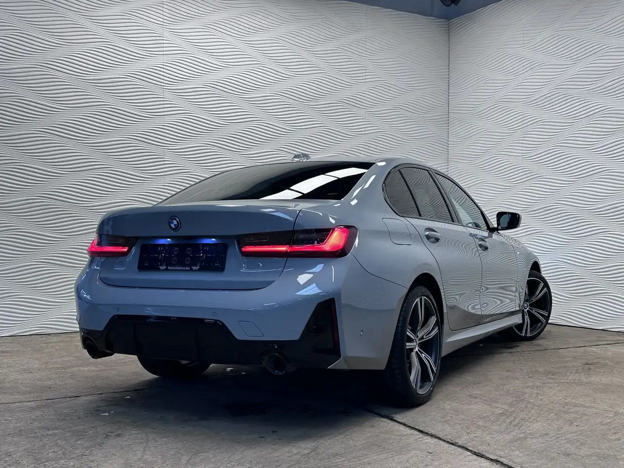 BMW 320 320e*PHEV*M-SPORT*HARMAN/K*HUD*LAGE BIV!*, миниатюра 13