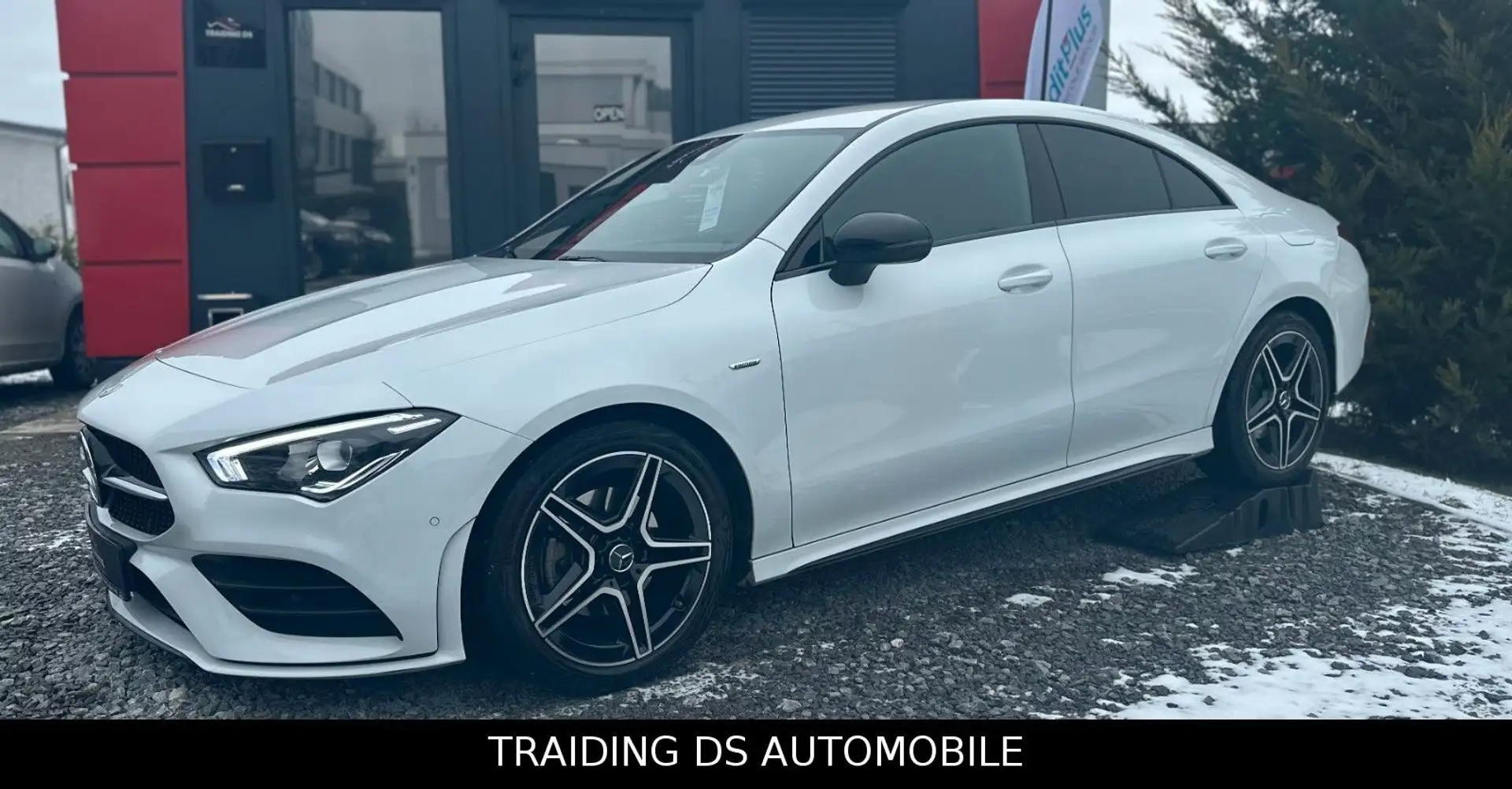 Mercedes-Benz CLA 200 -AMG-LINE-EDITION / -BLACK & WIHITE- Weiß - 2