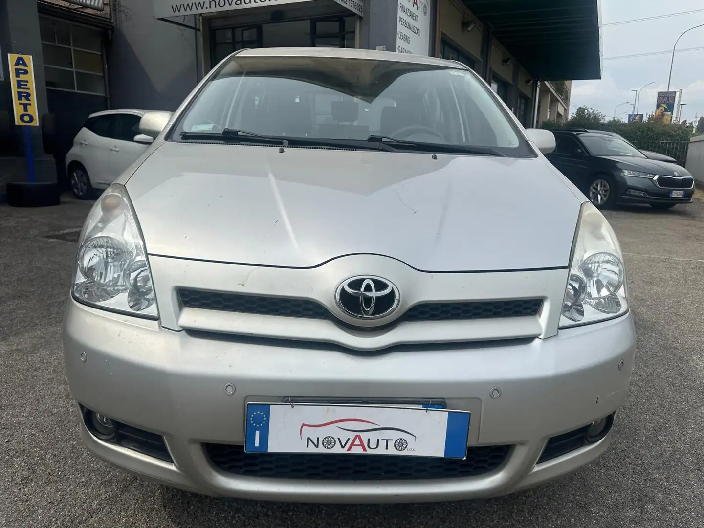 Toyota Corolla Corolla Verso 1.6 vvt-i Sol 5p Argent - 1