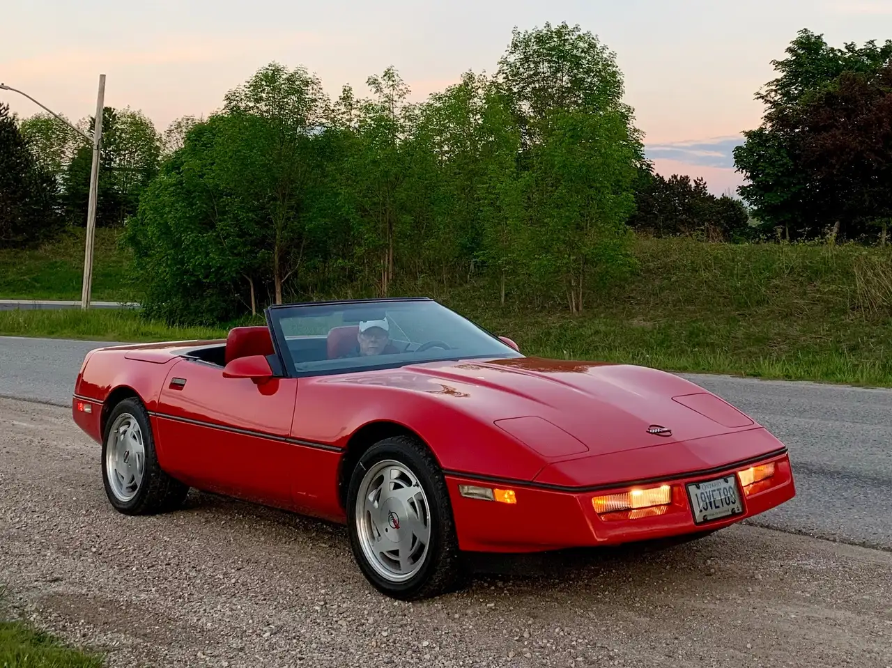 Chevrolet Corvette снимка Chevrolet Corvette
