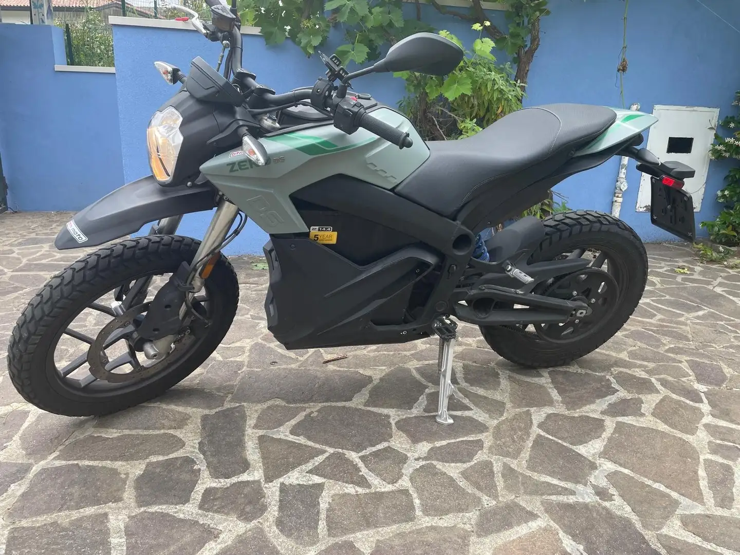 Zero Zero DS ZF 14.4, - 1