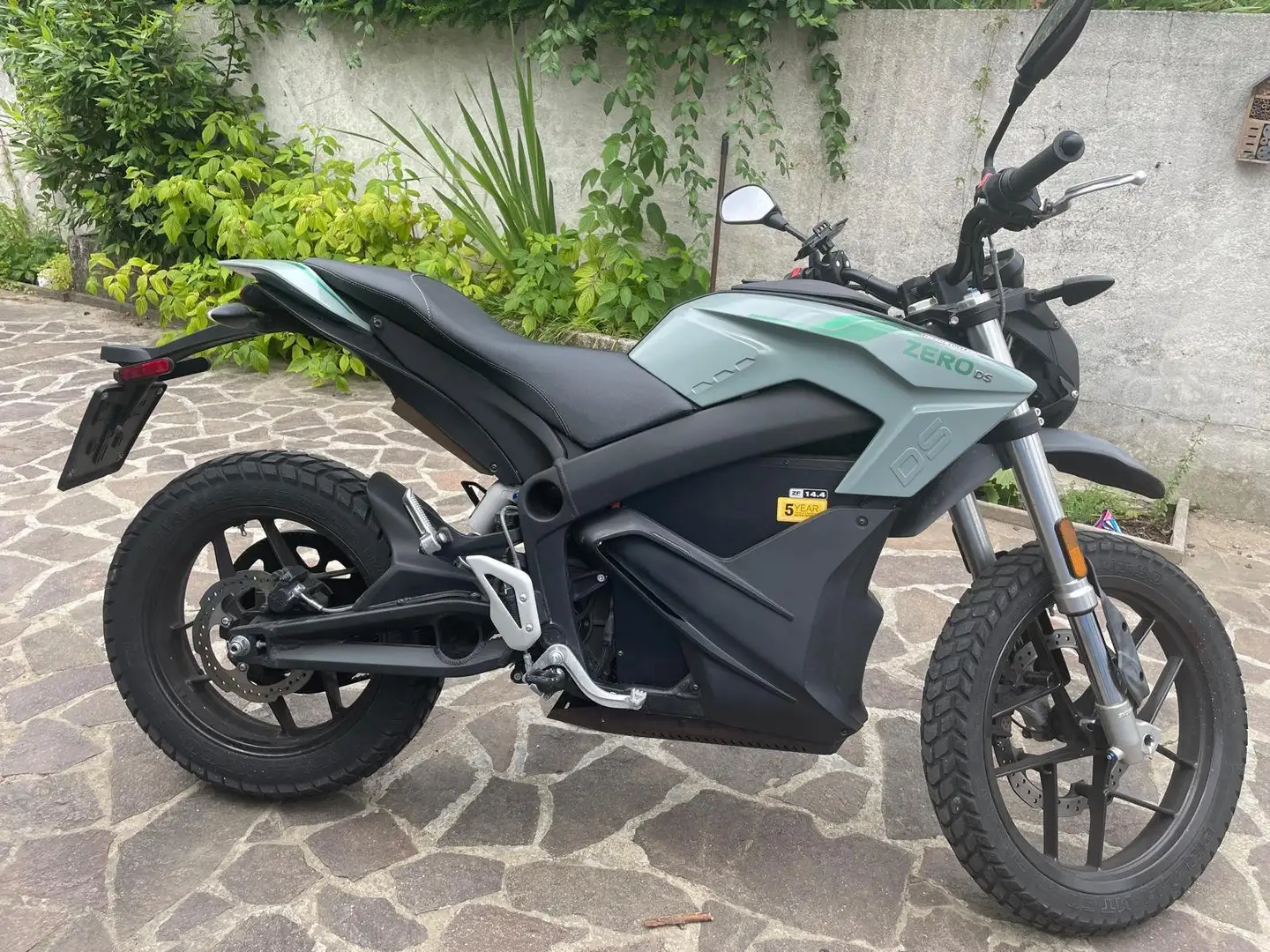 Zero Zero DS ZF 14.4, - 2