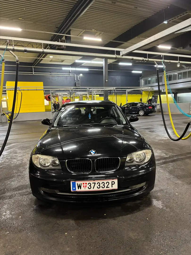 BMW 118 BMW 1er-Reihe 118d E81 N47 2.0 Sportwagen / Coupé - 1