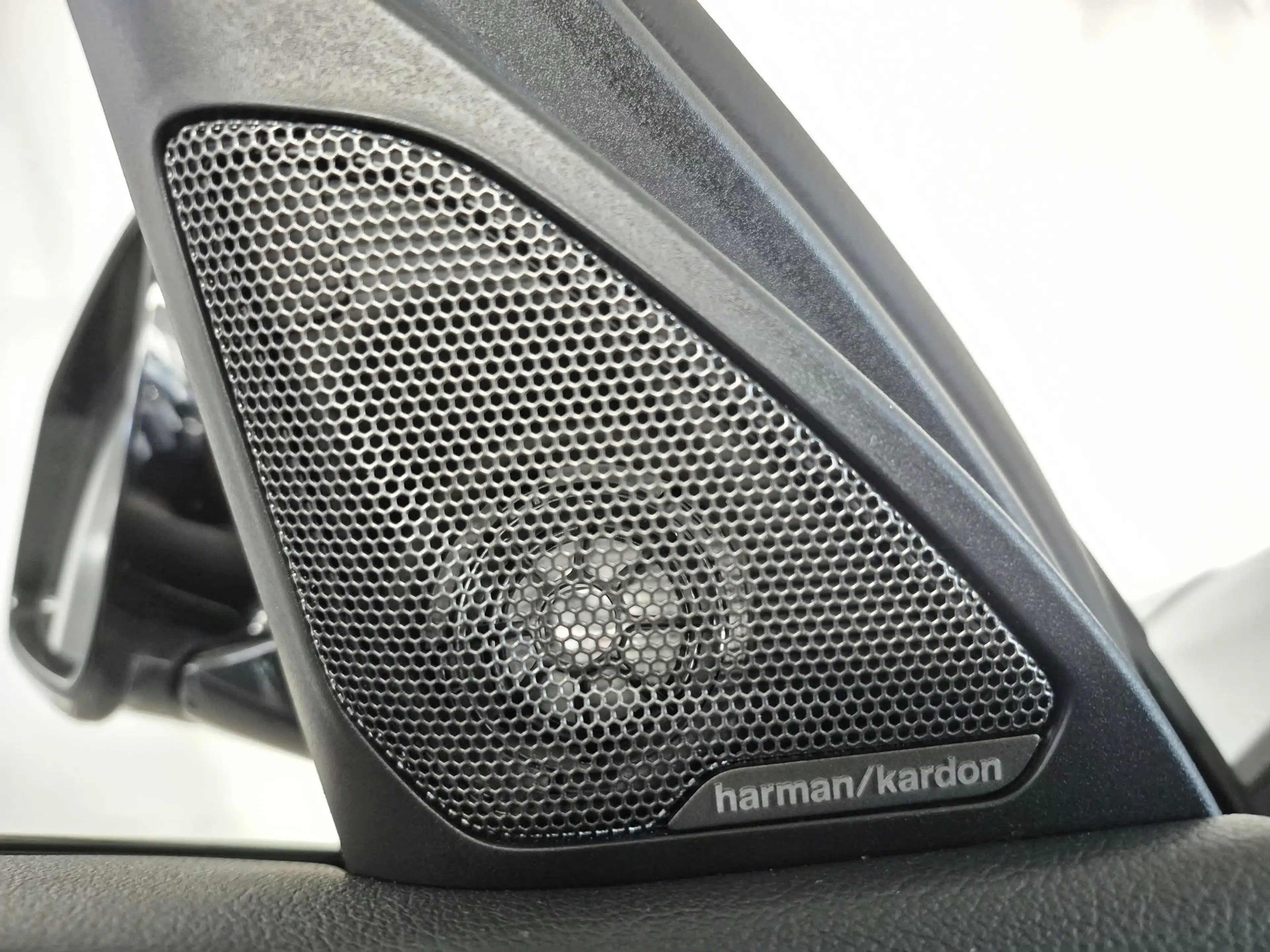 BMW 120 d xDrive M Sportpaket — photo 10