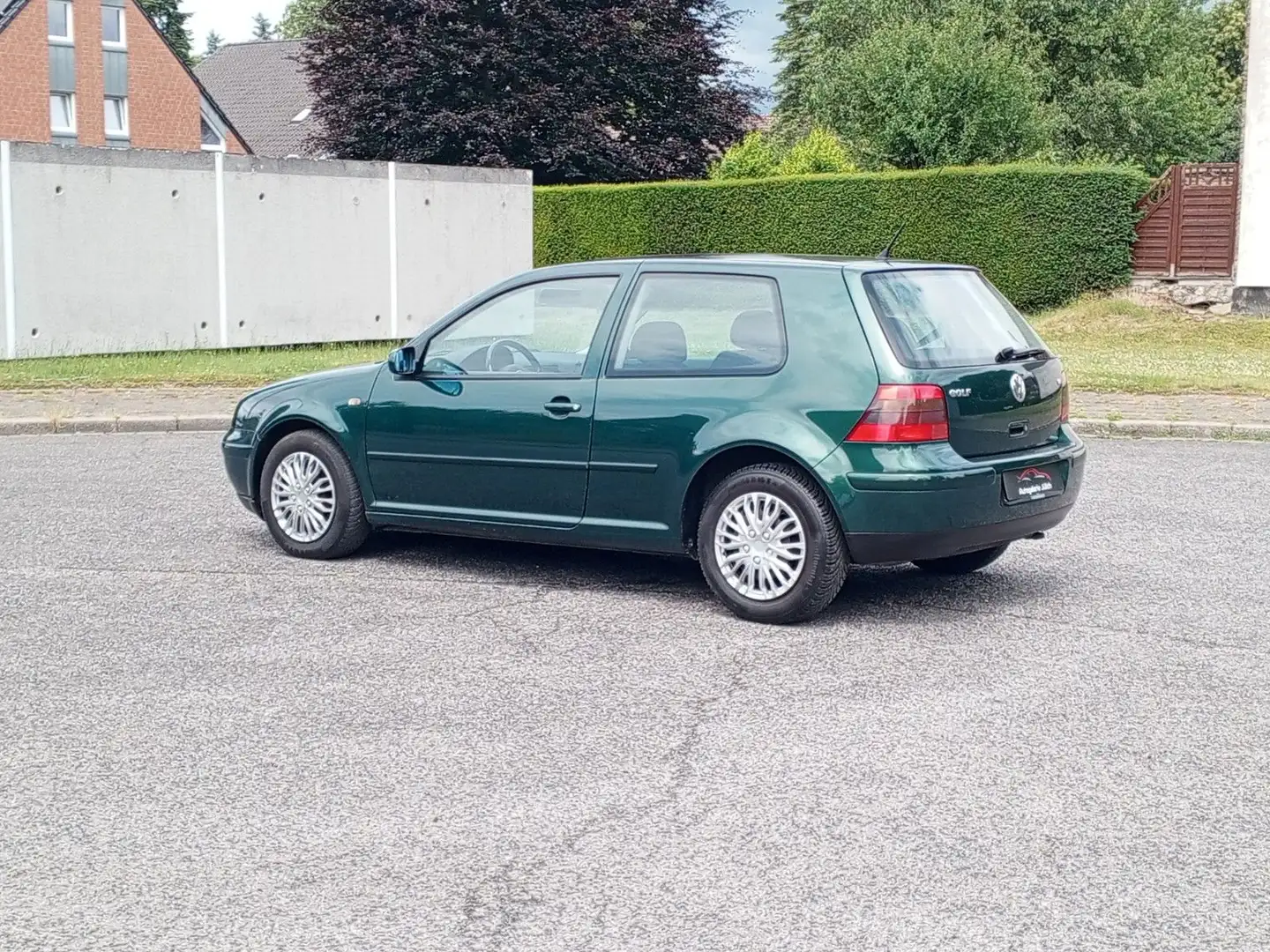 Volkswagen Golf 4 1.8*wenig KM*Klimaautomatik*Sitzheizung* Verde - 2