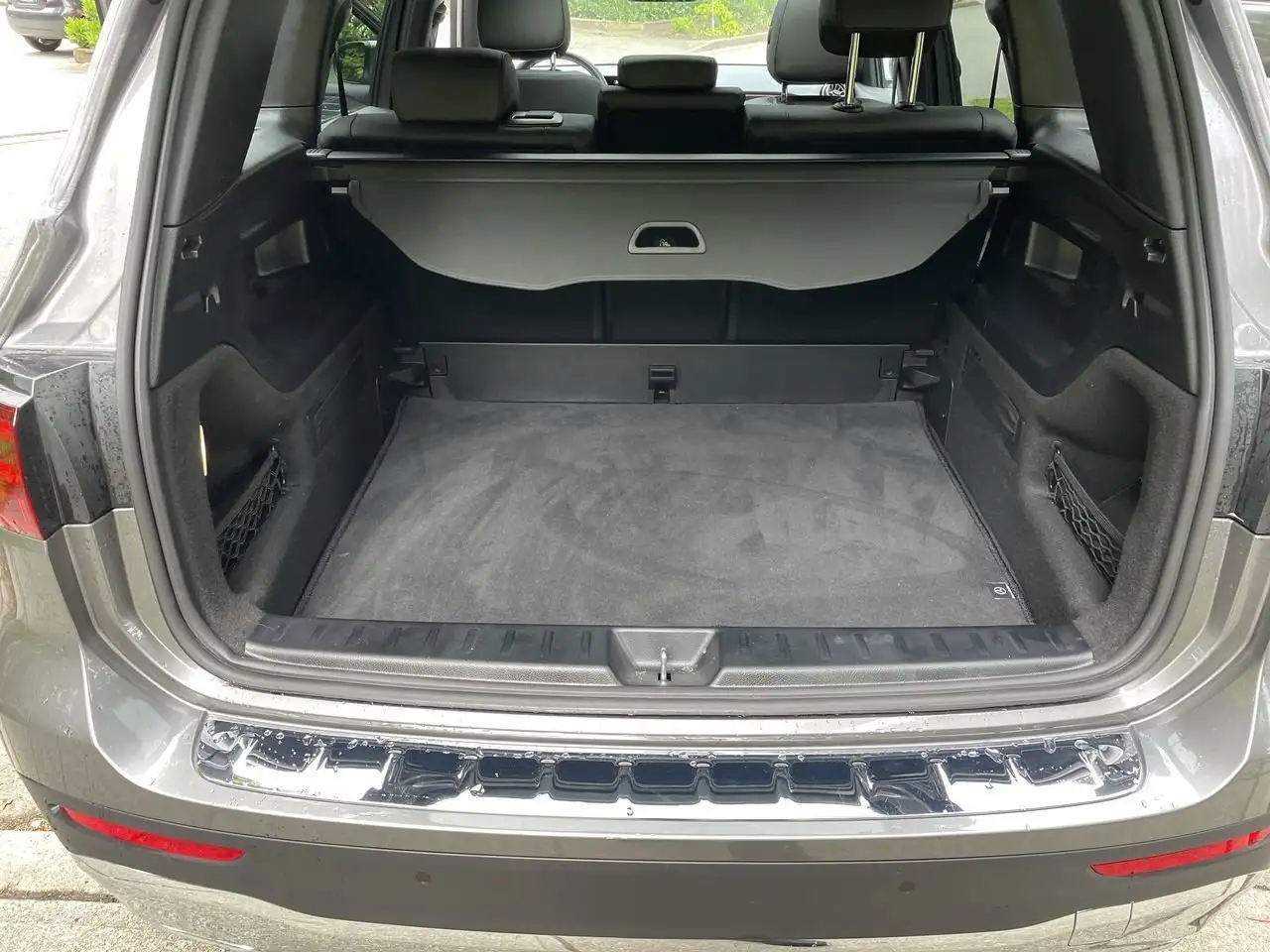 Mercedes-Benz GLB снимка Mercedes-Benz GLB