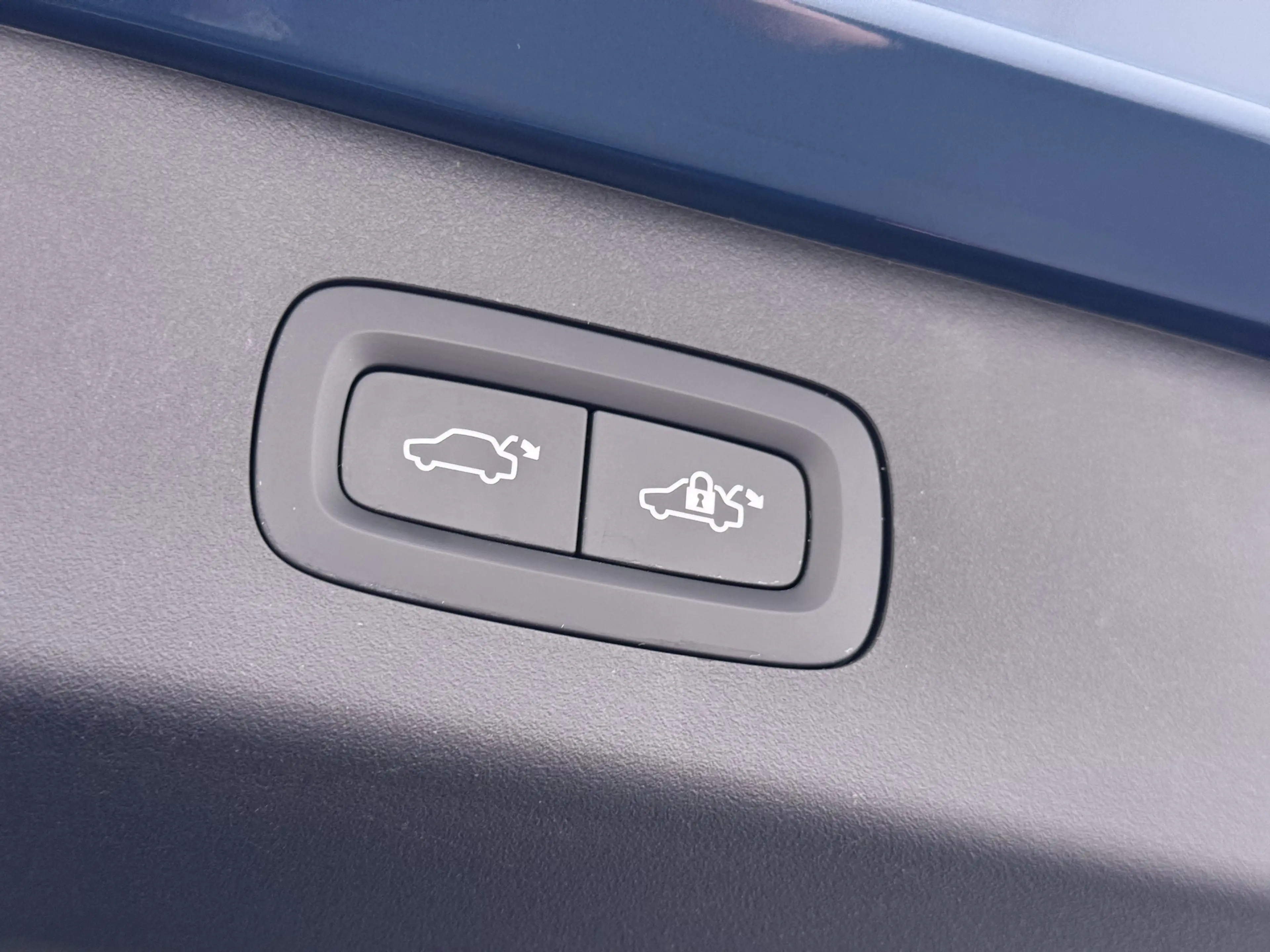 Lynk & Co 01 PHEV AUT-7 261pk Pano-Schuifdak Trekhaak Lmv 20" 3 — photo 33