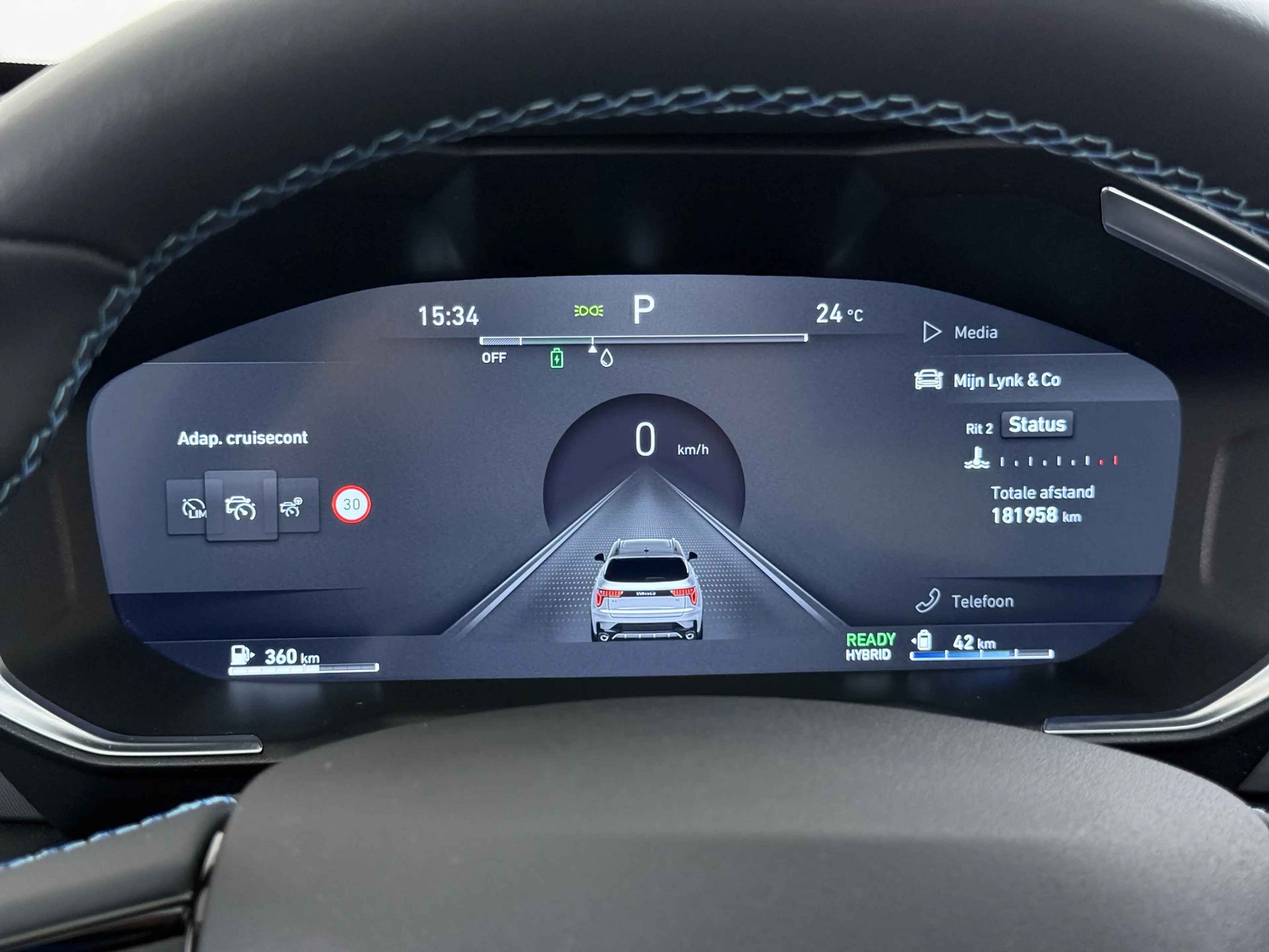Lynk & Co 01 PHEV AUT-7 261pk Pano-Schuifdak Trekhaak Lmv 20" 3 — photo 15