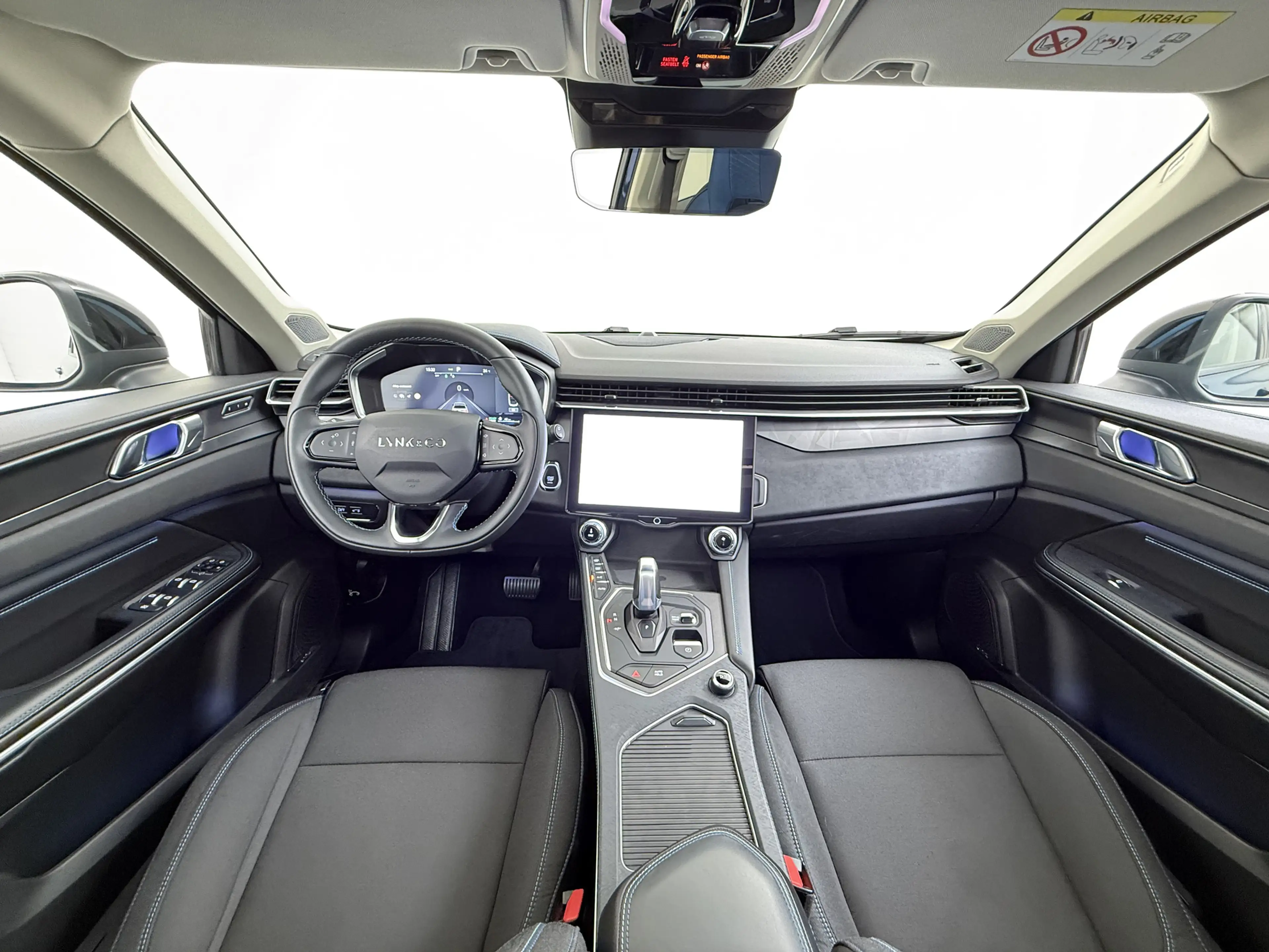 Lynk & Co 01 PHEV AUT-7 261pk Pano-Schuifdak Trekhaak Lmv 20" 3 — photo 3