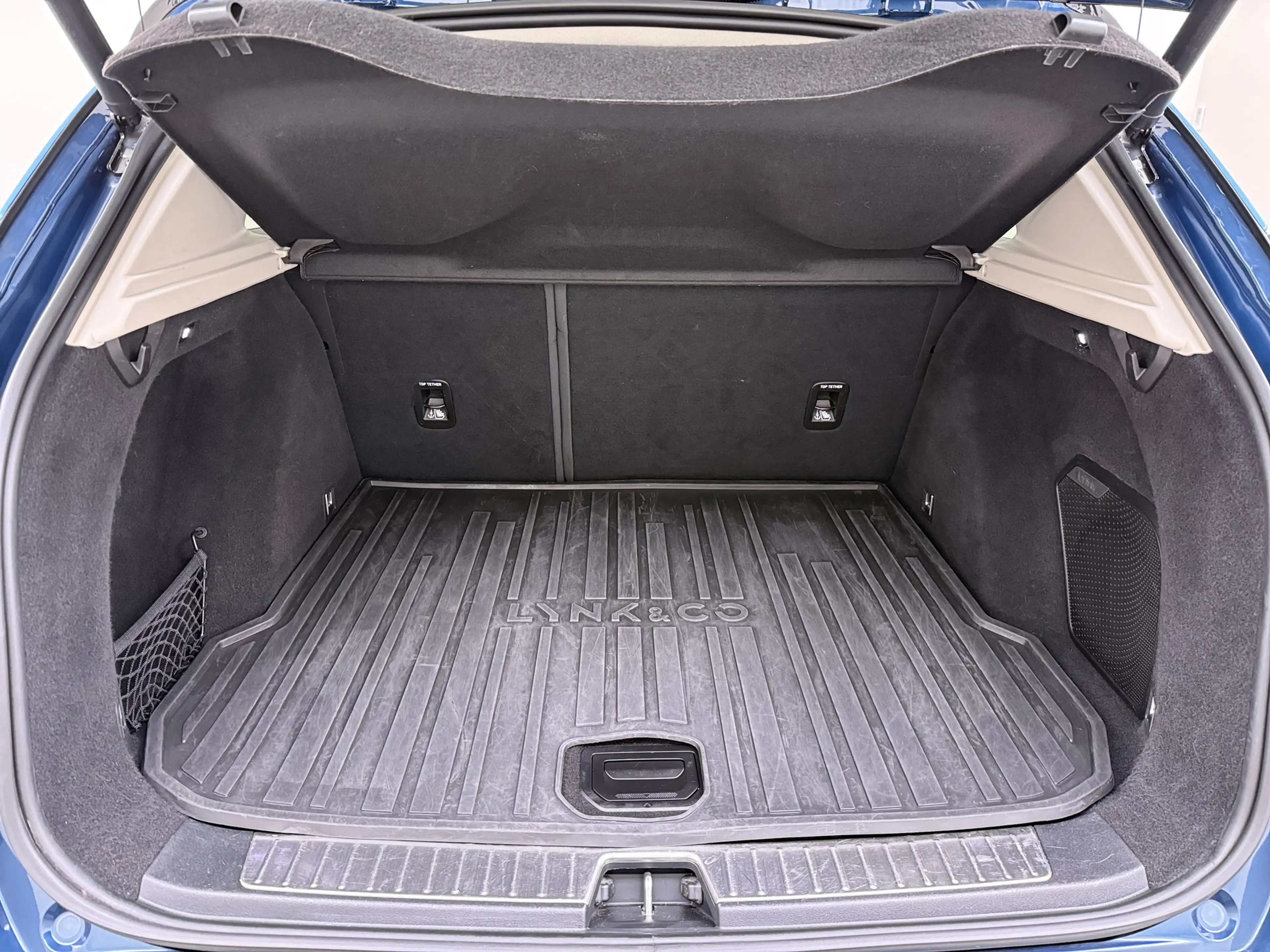 Lynk & Co 01 PHEV AUT-7 261pk Pano-Schuifdak Trekhaak Lmv 20" 3 — photo 28