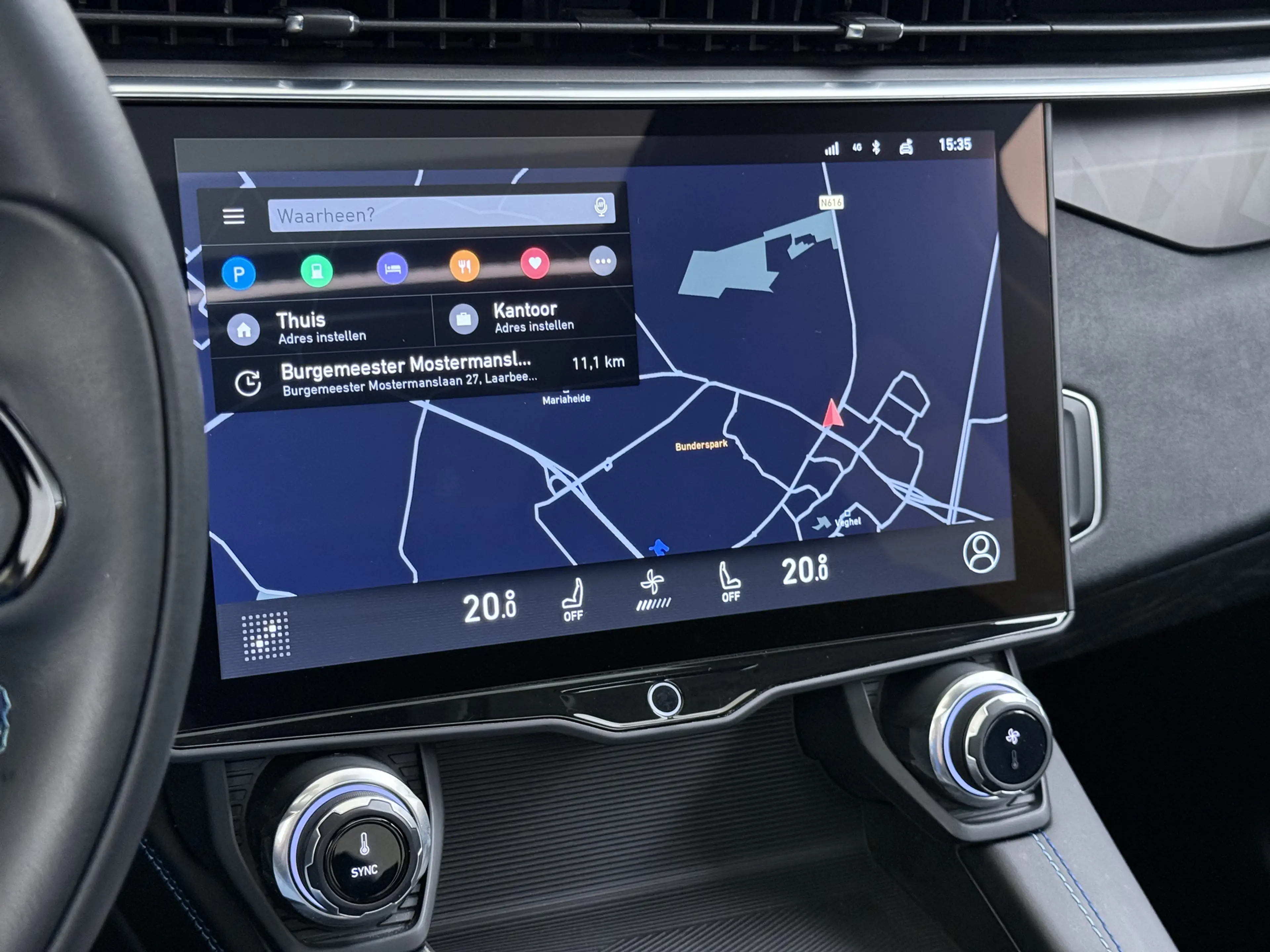 Lynk & Co 01 PHEV AUT-7 261pk Pano-Schuifdak Trekhaak Lmv 20" 3 — photo 14