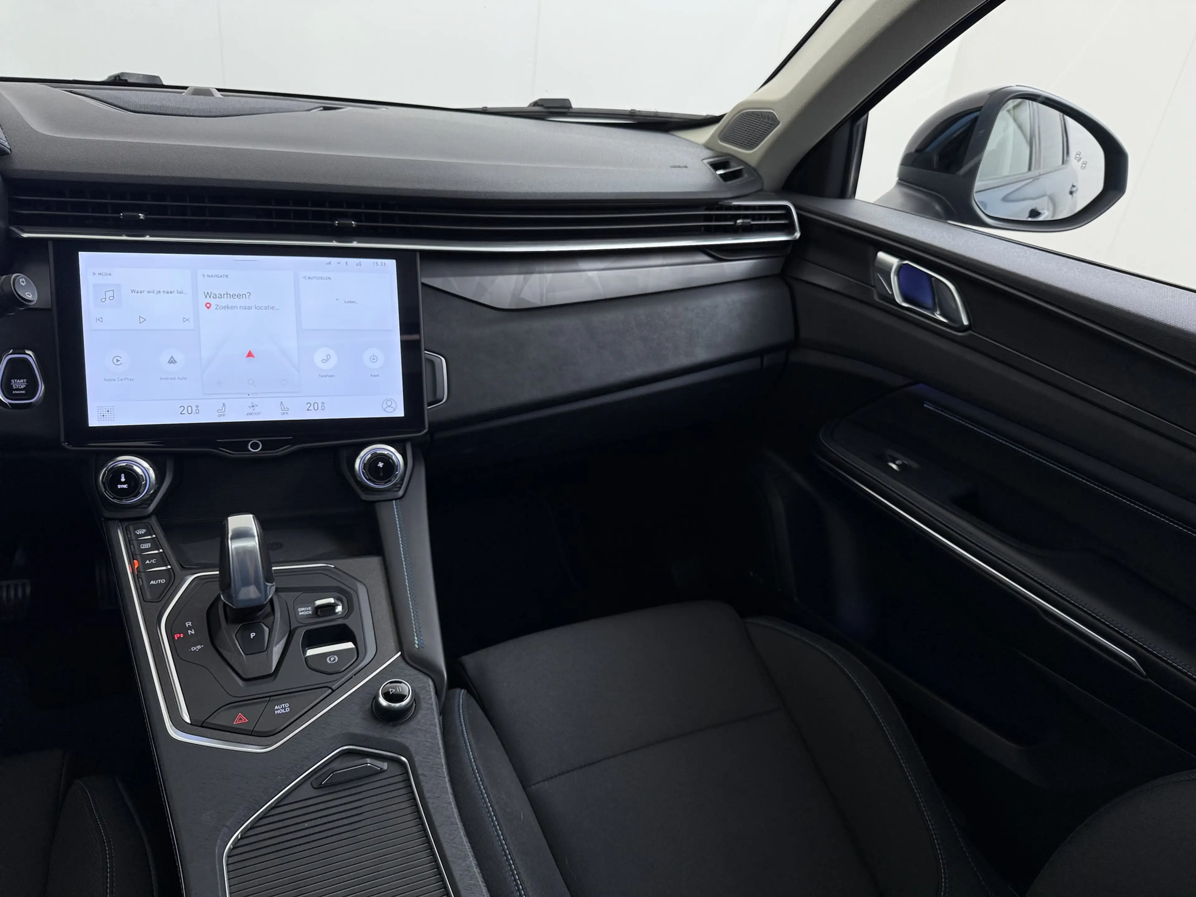 Lynk & Co 01 PHEV AUT-7 261pk Pano-Schuifdak Trekhaak Lmv 20" 3 — photo 22