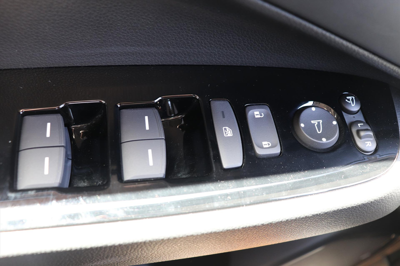 Honda HR-V 1.5 i-MMD 131pk CVT Advance Style — photo 15