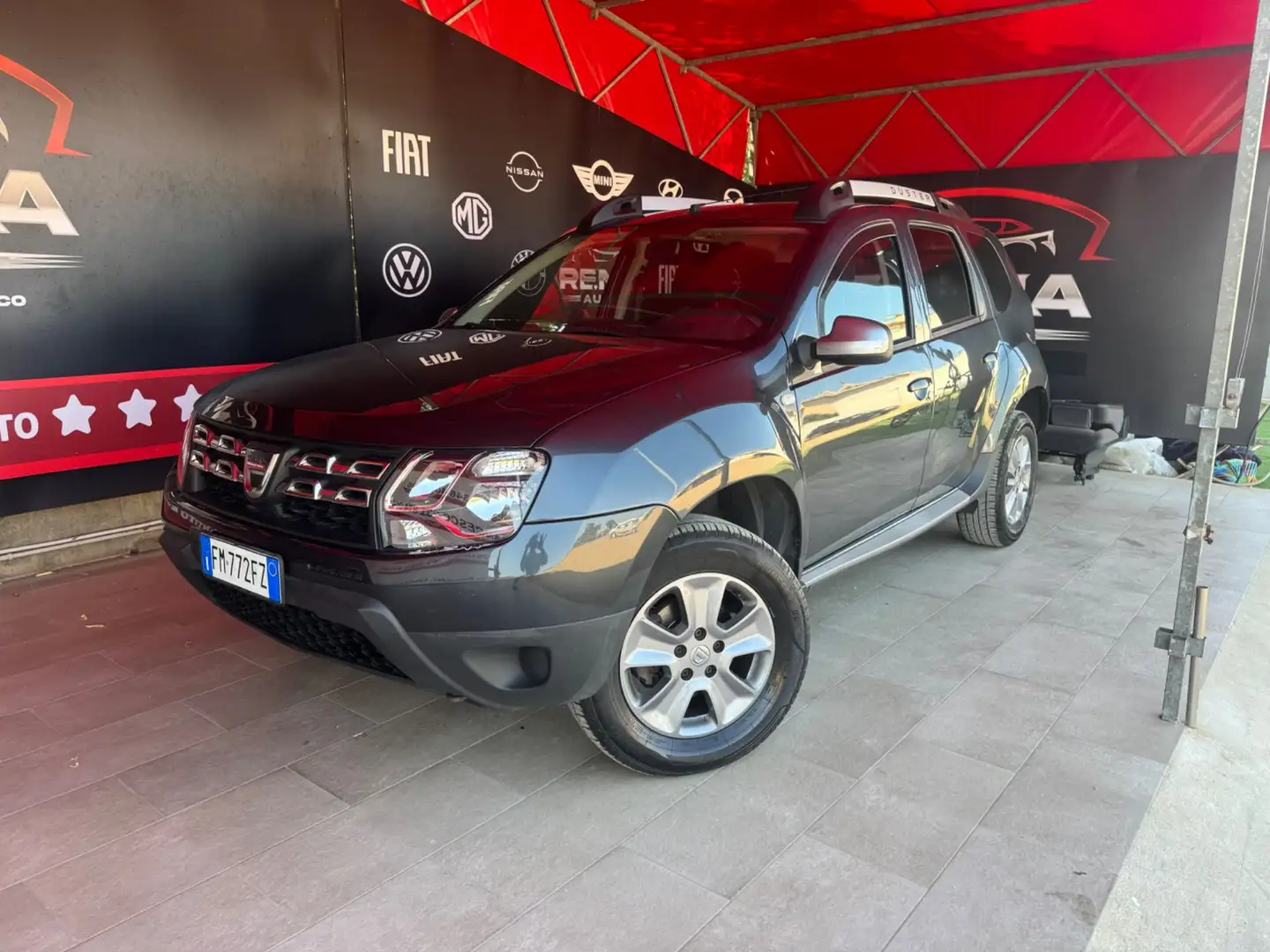 Dacia Duster Duster 1.5 dCi 110 CV S&S 4x2 Serie Speciale Brave Nero - 1