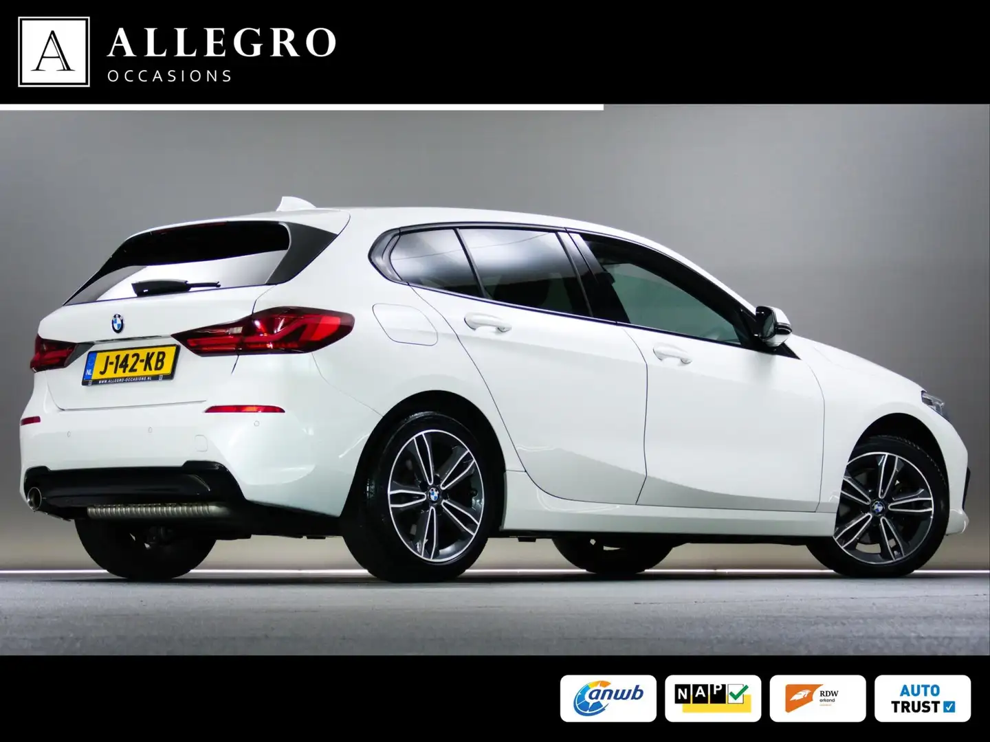 BMW 118 1 Serie 118i High Executive Sportline Edition (APP Blanc - 2
