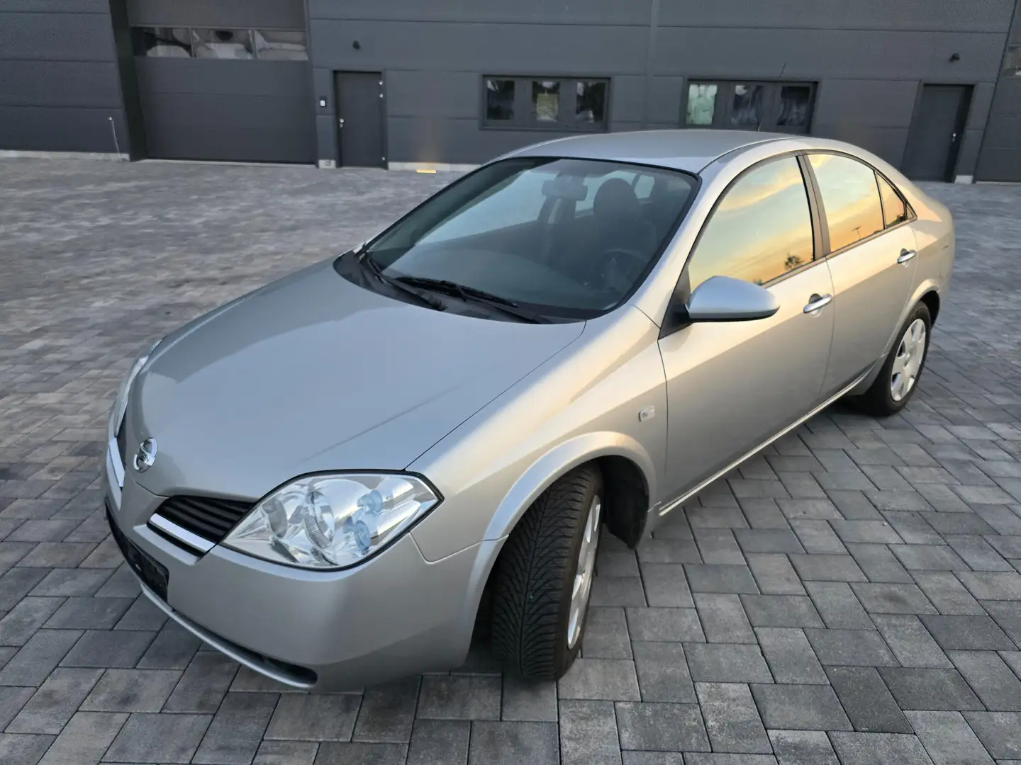 Nissan Primera Acenta Grau - 2