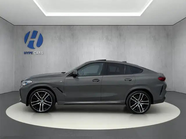 BMW X6 view 6