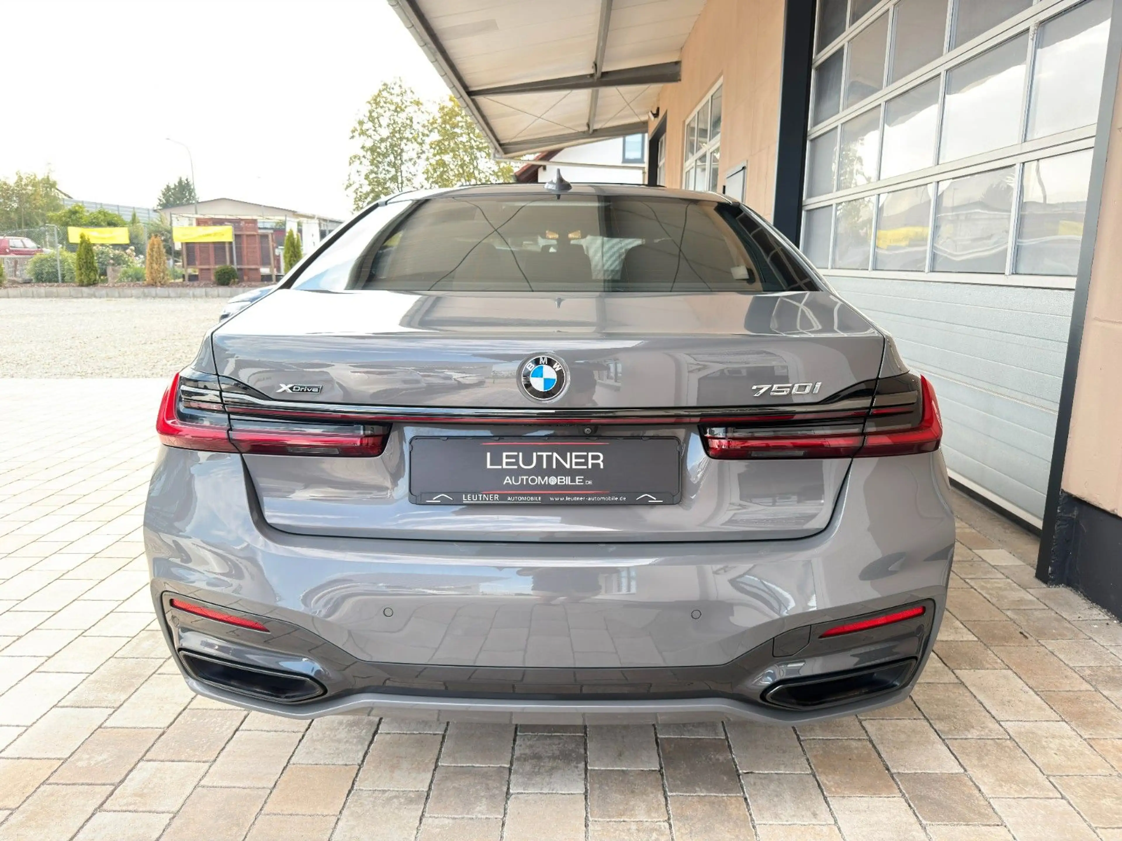BMW 750 i xDrive**M-Sport*Sthz*Executive Drive Pro — photo 6