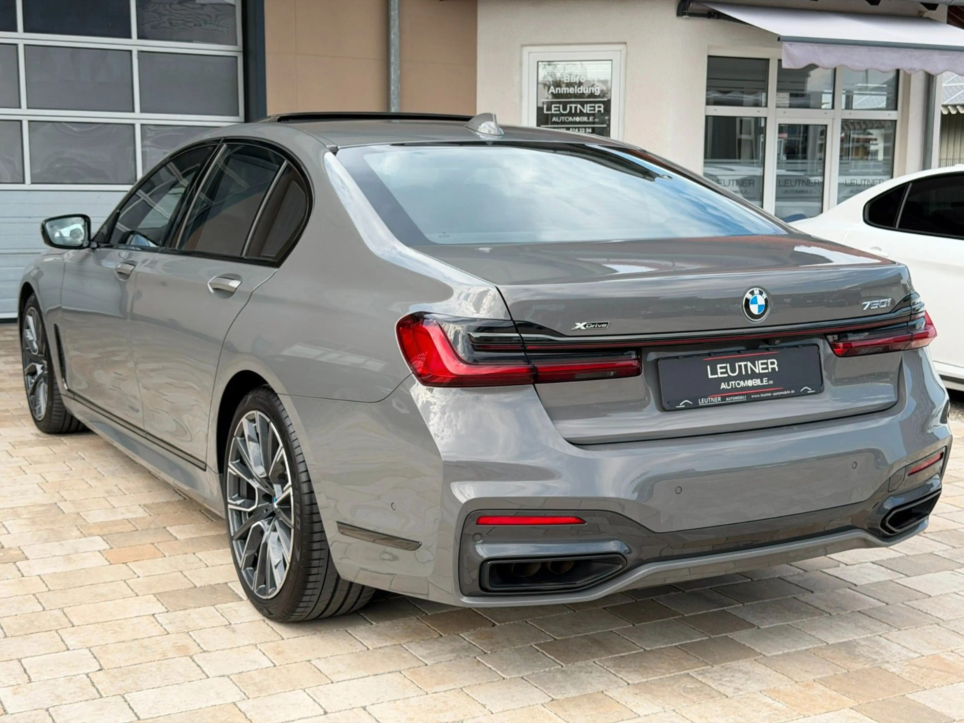 BMW 750 i xDrive**M-Sport*Sthz*Executive Drive Pro — photo 15