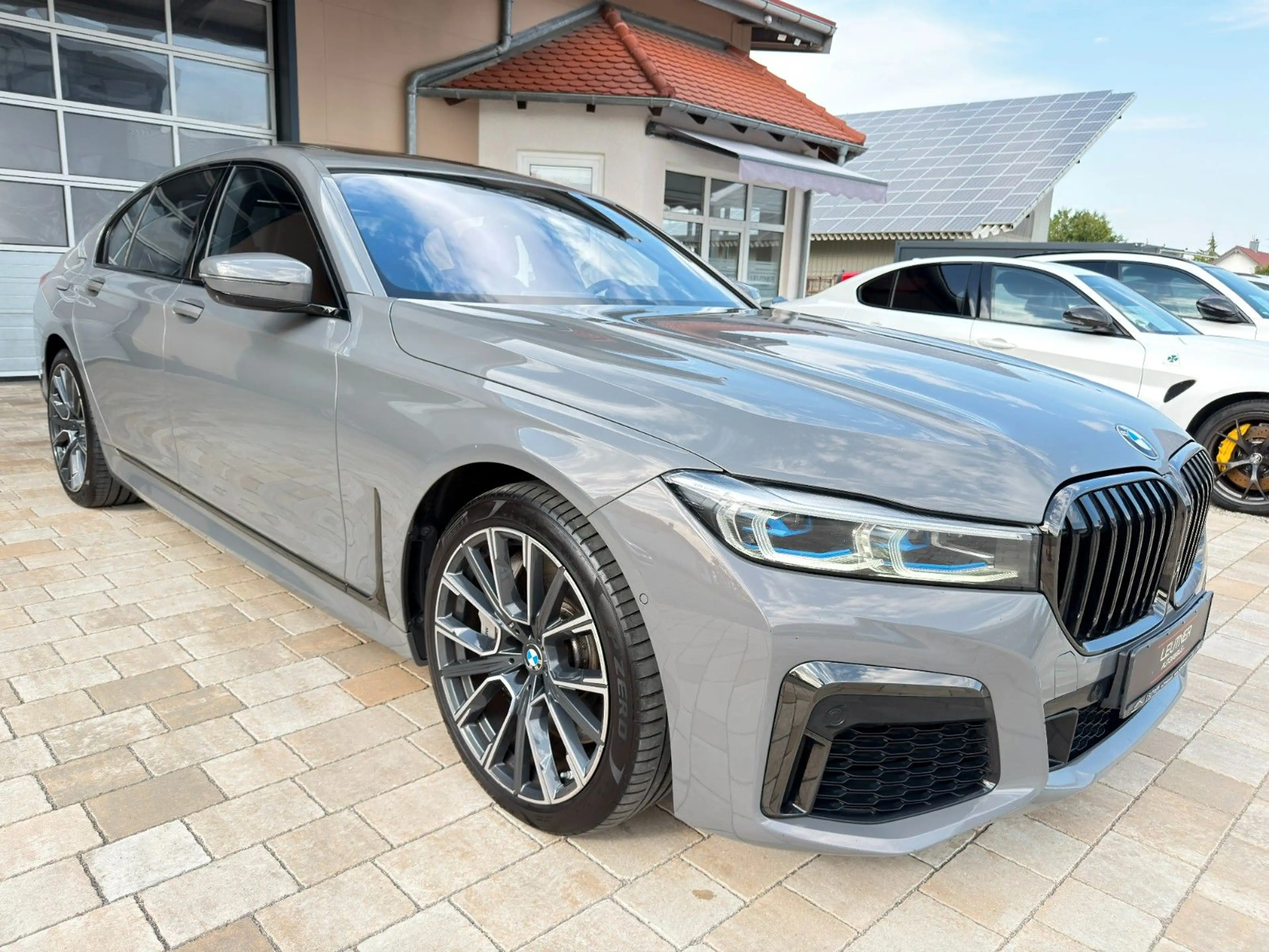 BMW 750 i xDrive**M-Sport*Sthz*Executive Drive Pro — photo 9