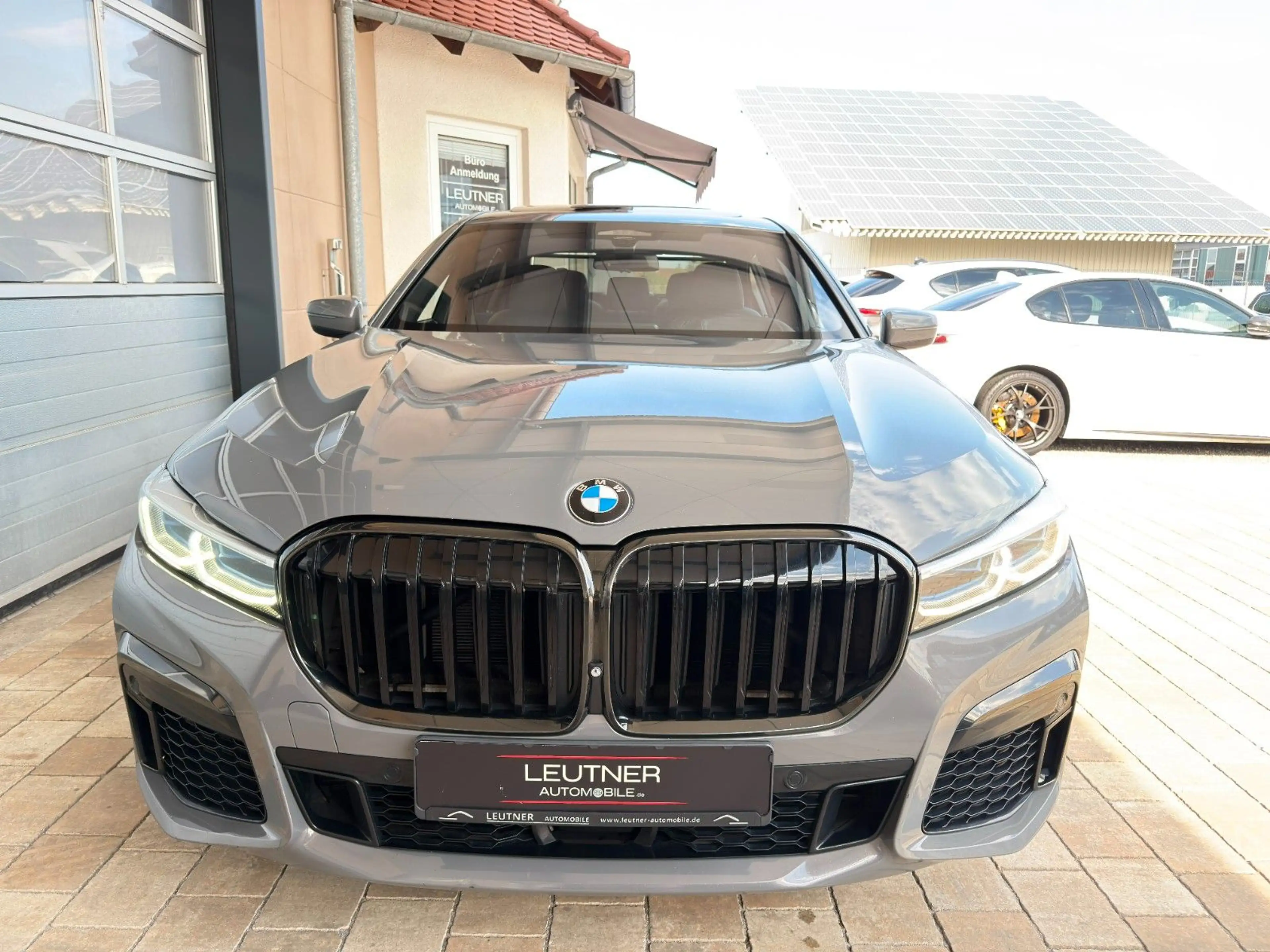 BMW 750 i xDrive**M-Sport*Sthz*Executive Drive Pro — photo 2