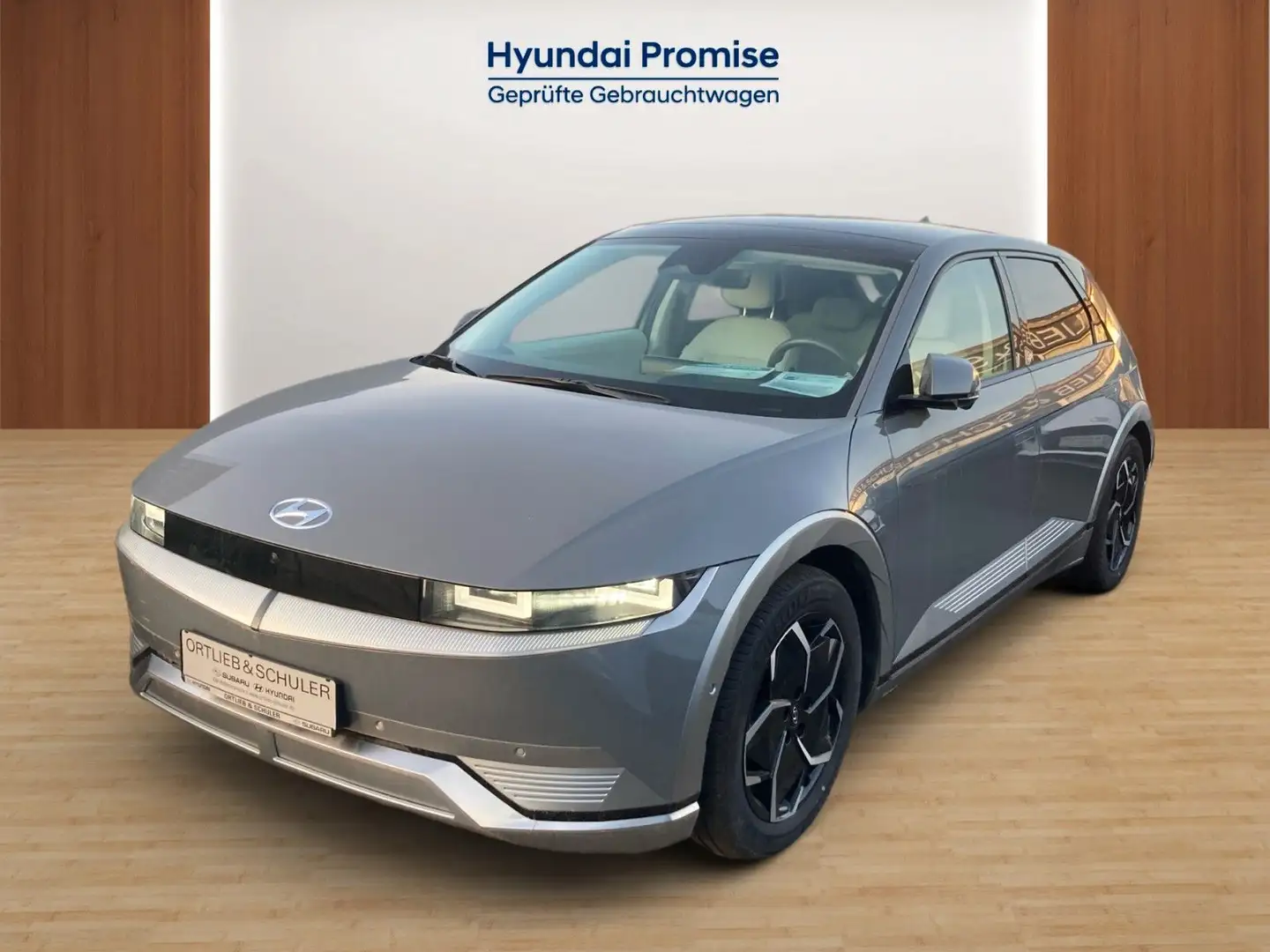 Hyundai IONIQ 5 72,6 kWh 2WD UNIQ/Relax Paket/Panoramad. Grau - 1