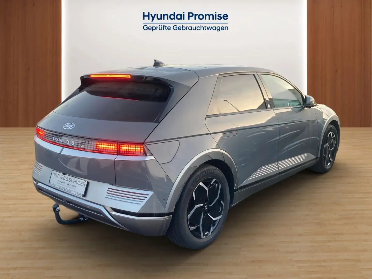 Hyundai IONIQ 5 72,6 kWh 2WD UNIQ/Relax Paket/Panoramad. Grau - 2
