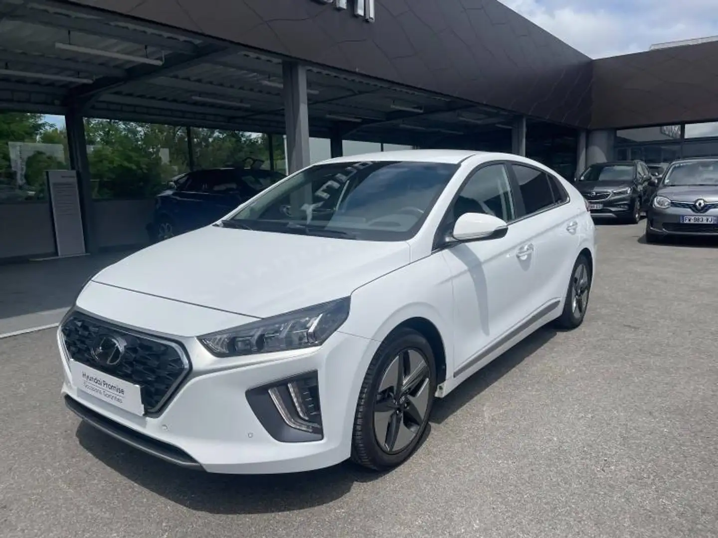 Hyundai IONIQ Hybrid 141ch Creative Blanc - 1