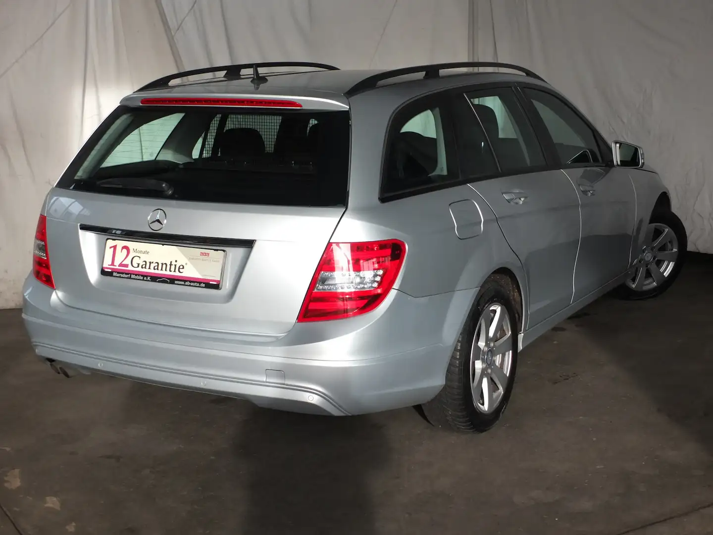 Mercedes-Benz C 180 T CGI BE AUTOM NAVI AHK PARCTRONIC SHZ Silber - 2