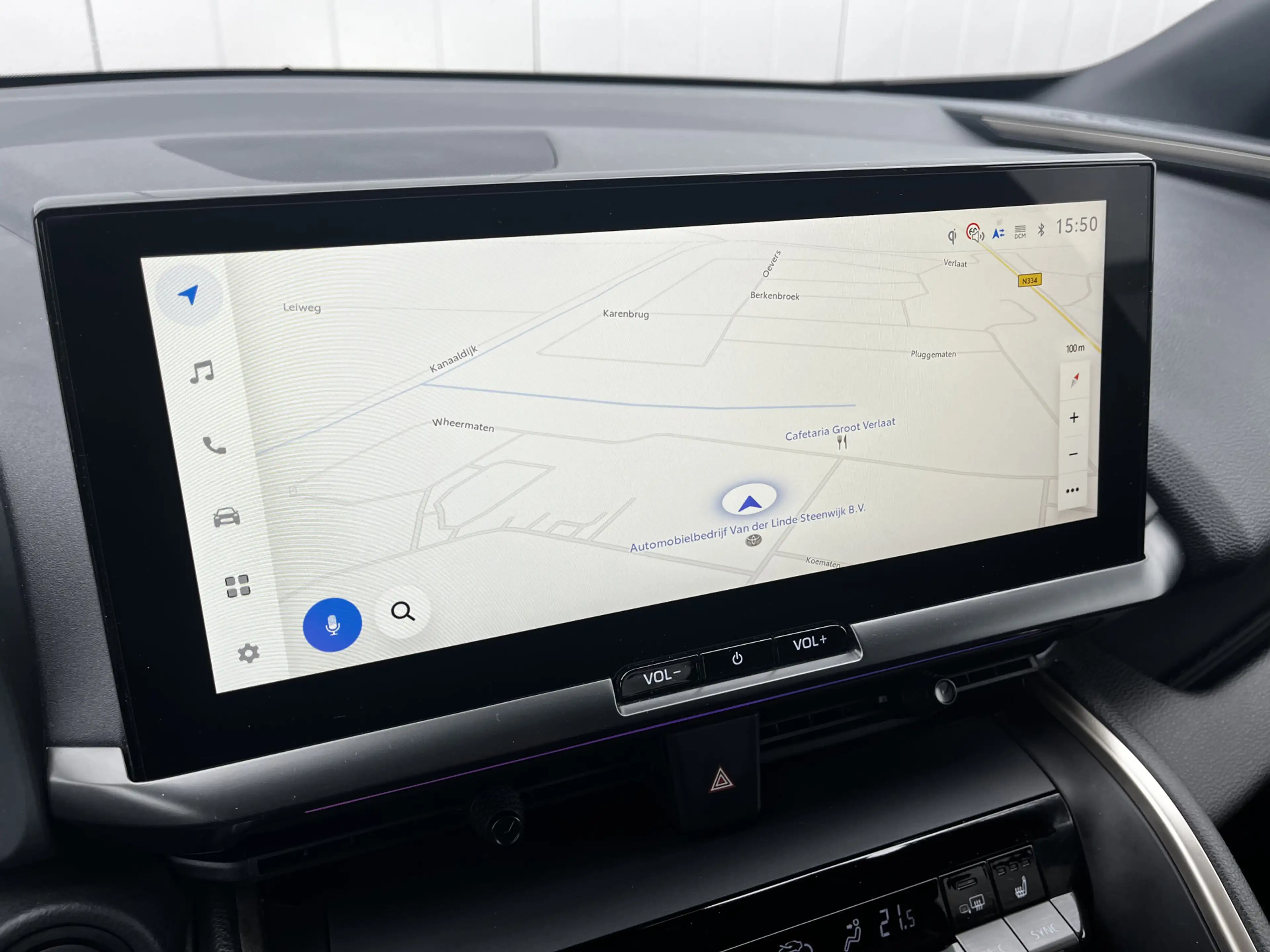 Toyota C-HR 2.0 Plug-in Hybrid 220 Executive Limited Bi-Tone — photo 14