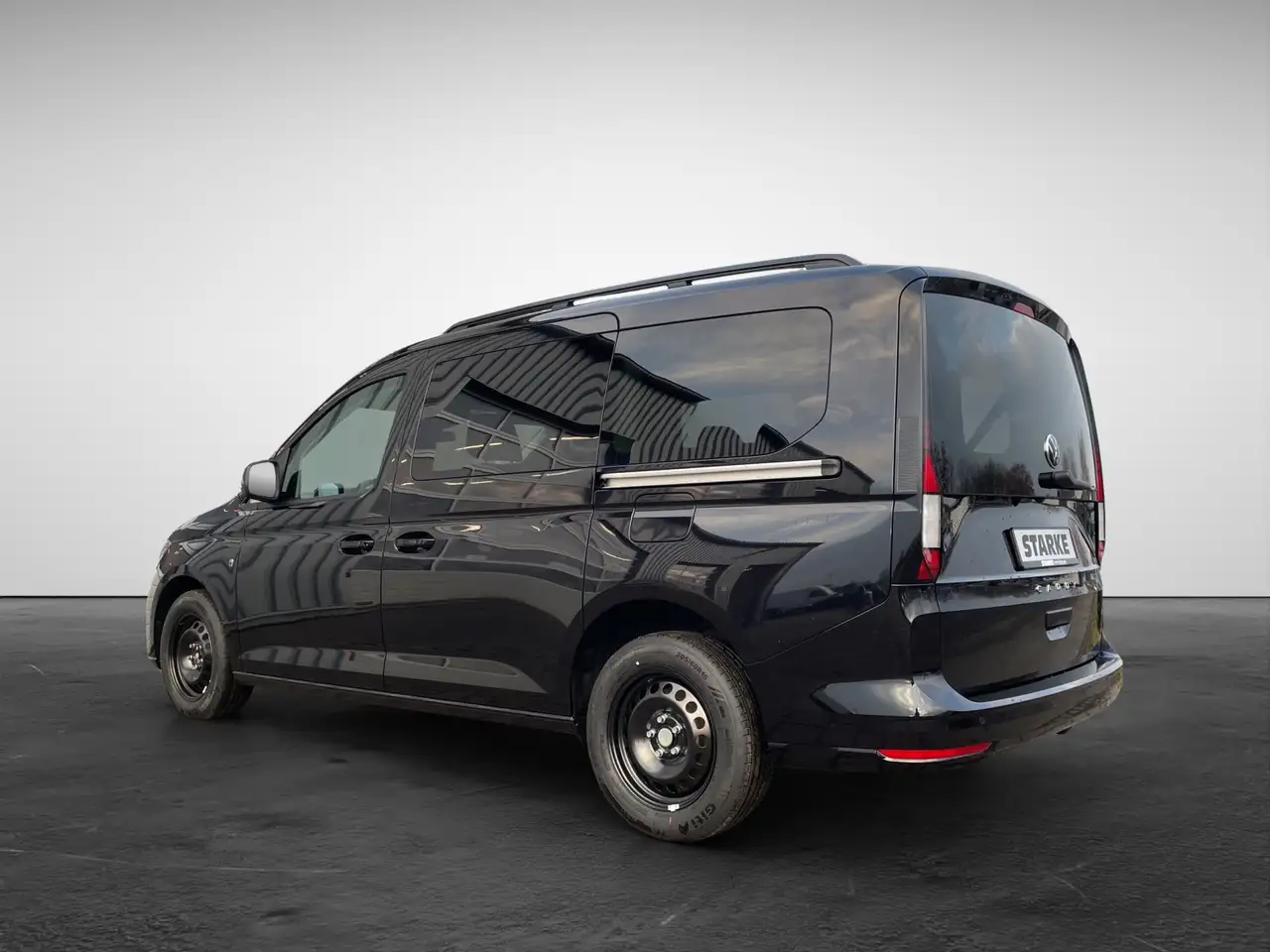Volkswagen Caddy Maxi 1.5 TSI DSG Family 5
