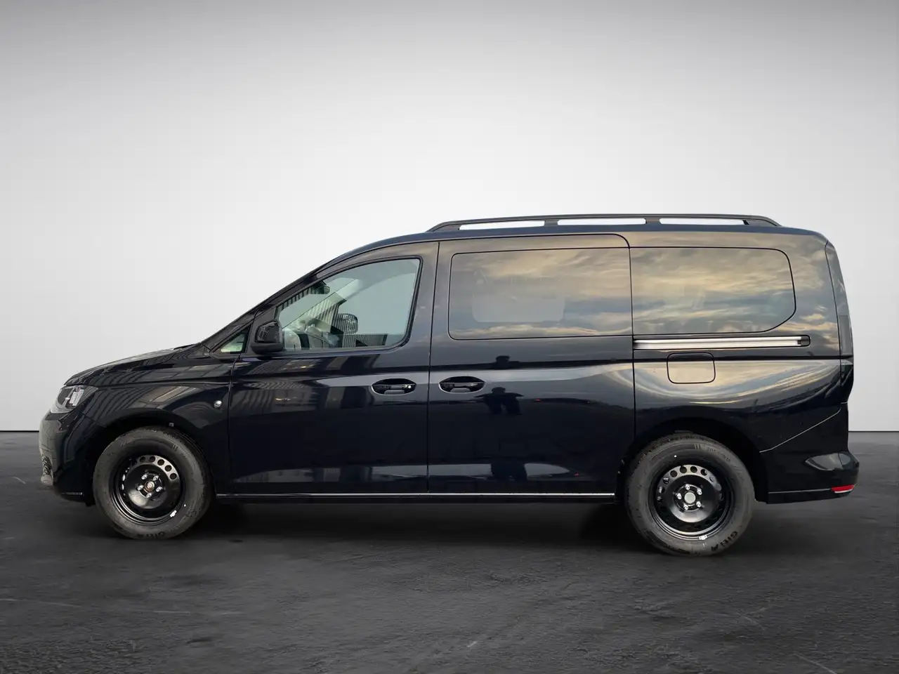 Volkswagen Caddy Maxi 1.5 TSI DSG Family 4