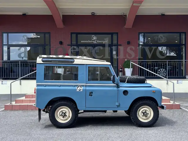 Land Rover Defender view 2