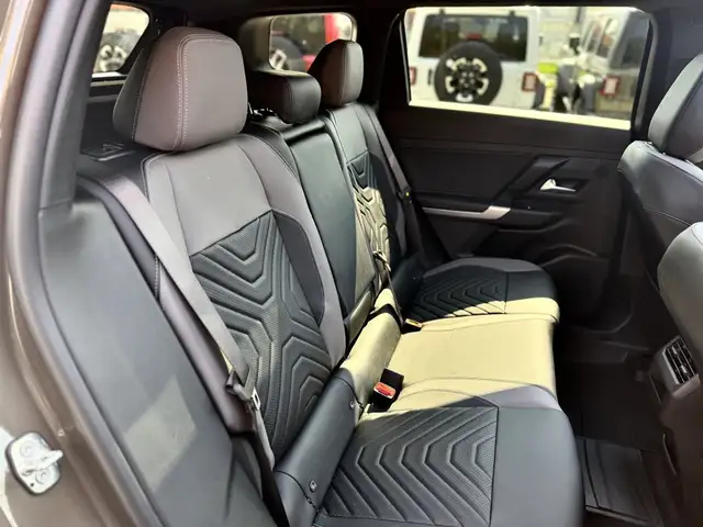Jeep Compass view 12