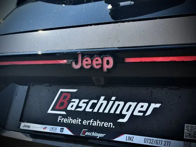 Jeep Compass view 9