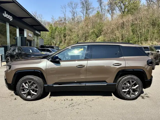 Jeep Compass view 6
