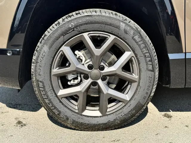 Jeep Compass view 5